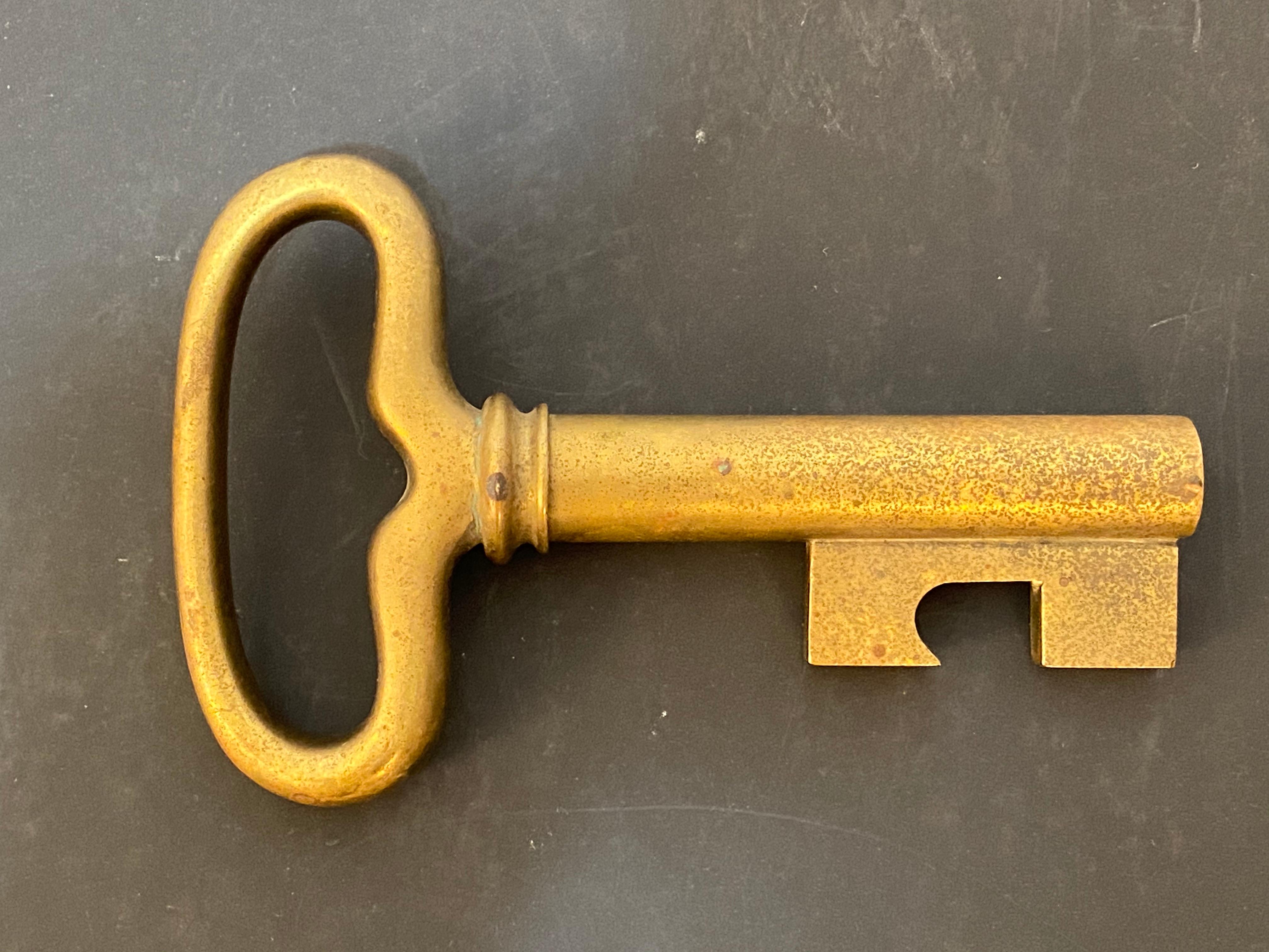 Carl Aubock Brass Key Bottle Opener Corkscrew In Good Condition In Garnerville, NY