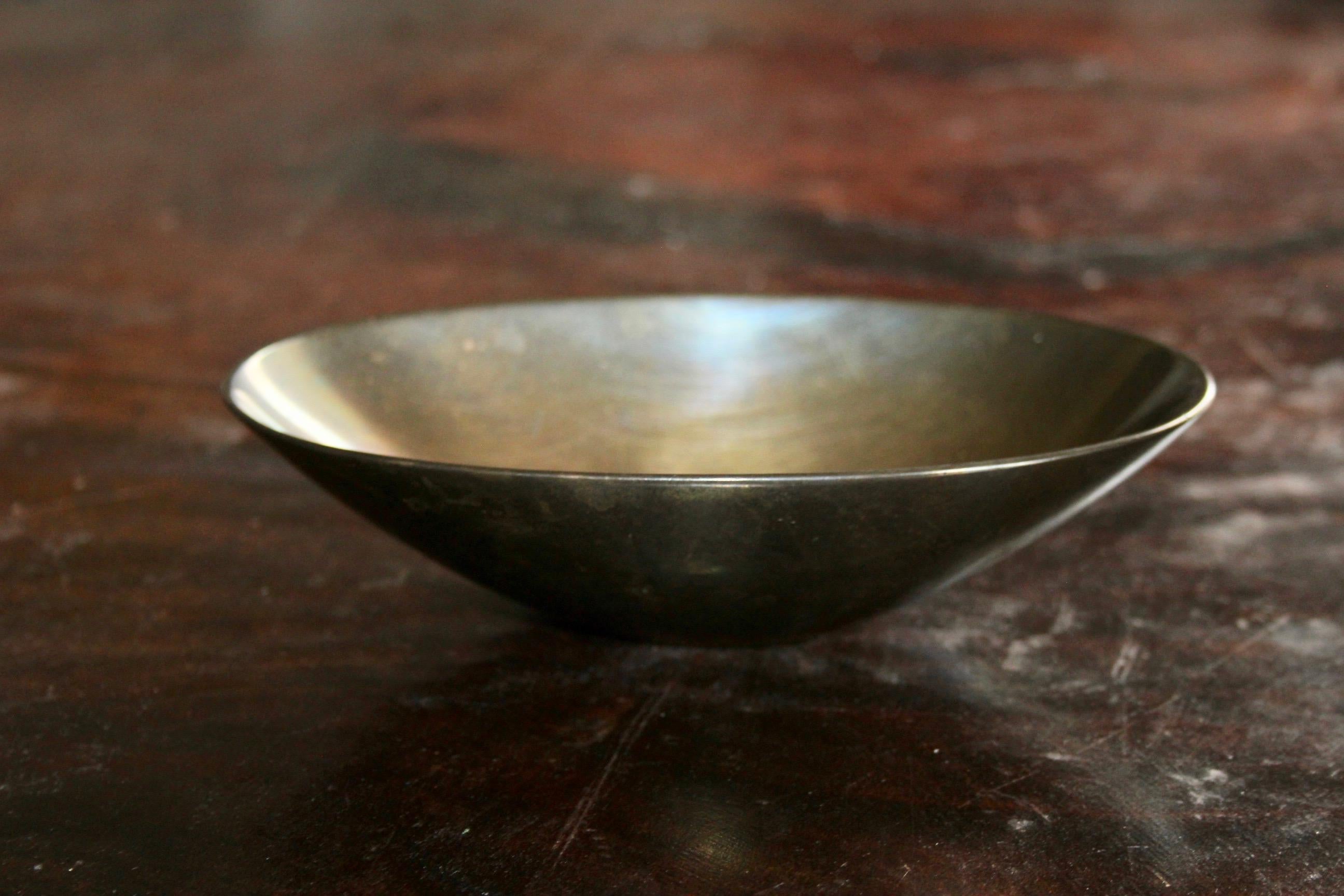 Bronze Carl Aubock bronze vide poche For Sale