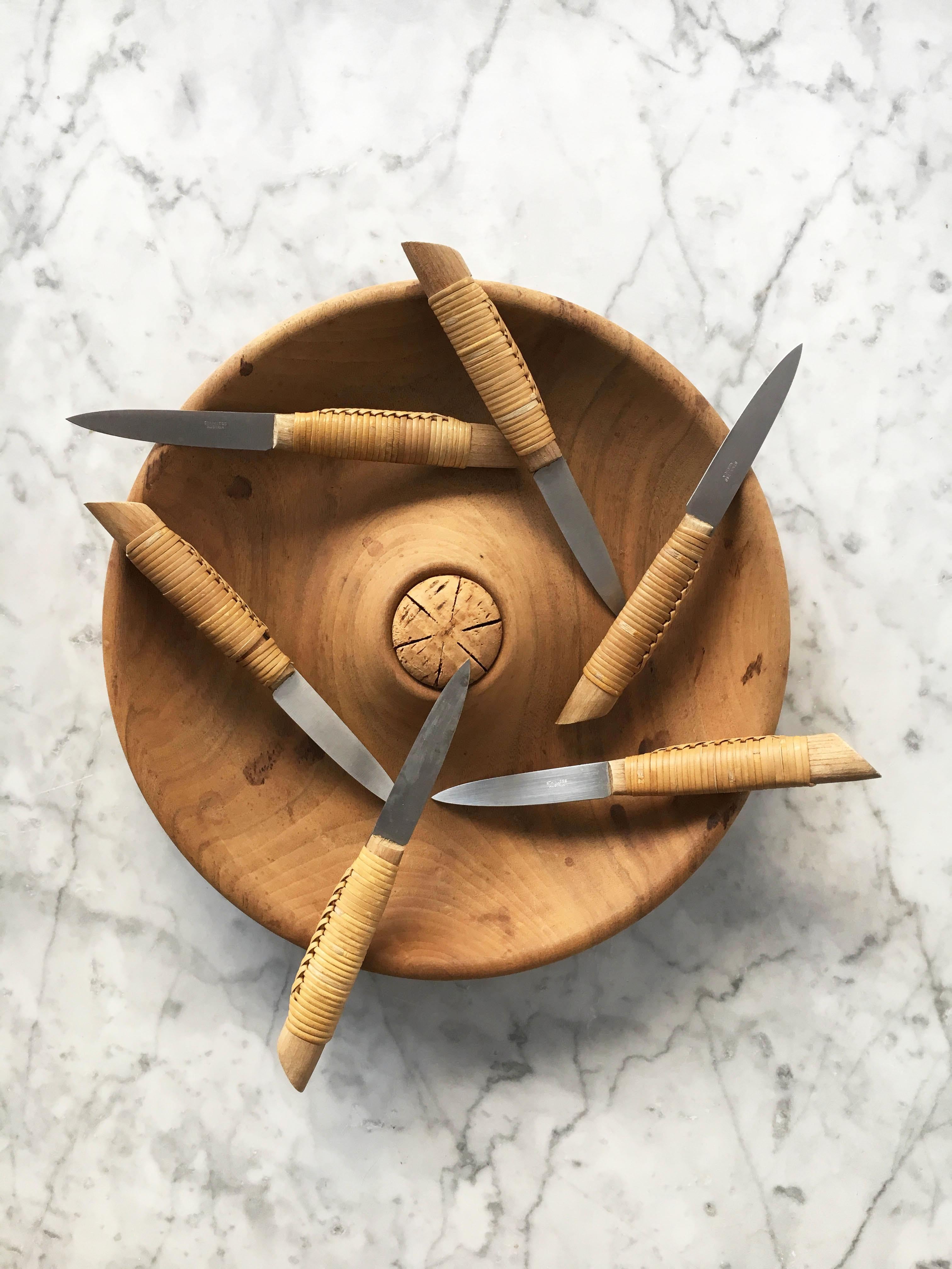 Carl Auböck Carved Walnut Fruit Bowl and Knife Set Model '4640', Austria, 1950 1