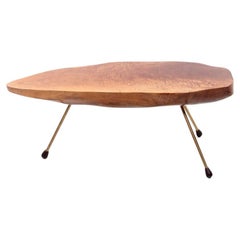 Mesa de centro de diseño Carl Aubock Nogal con patas de cobre, años 50 Austria