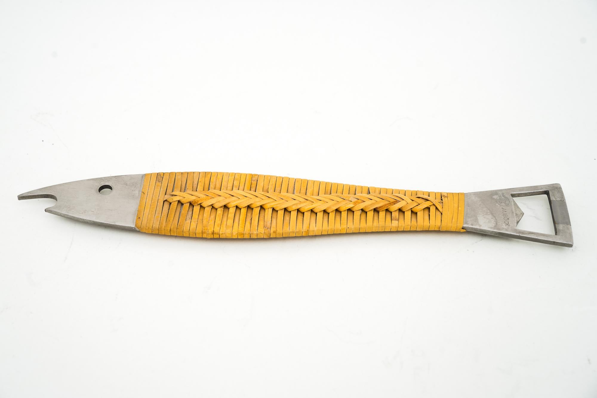Fischförmiger Flaschenöffner von Carl Aubck, Wien, 1950er Jahre (Moderne der Mitte des Jahrhunderts) im Angebot
