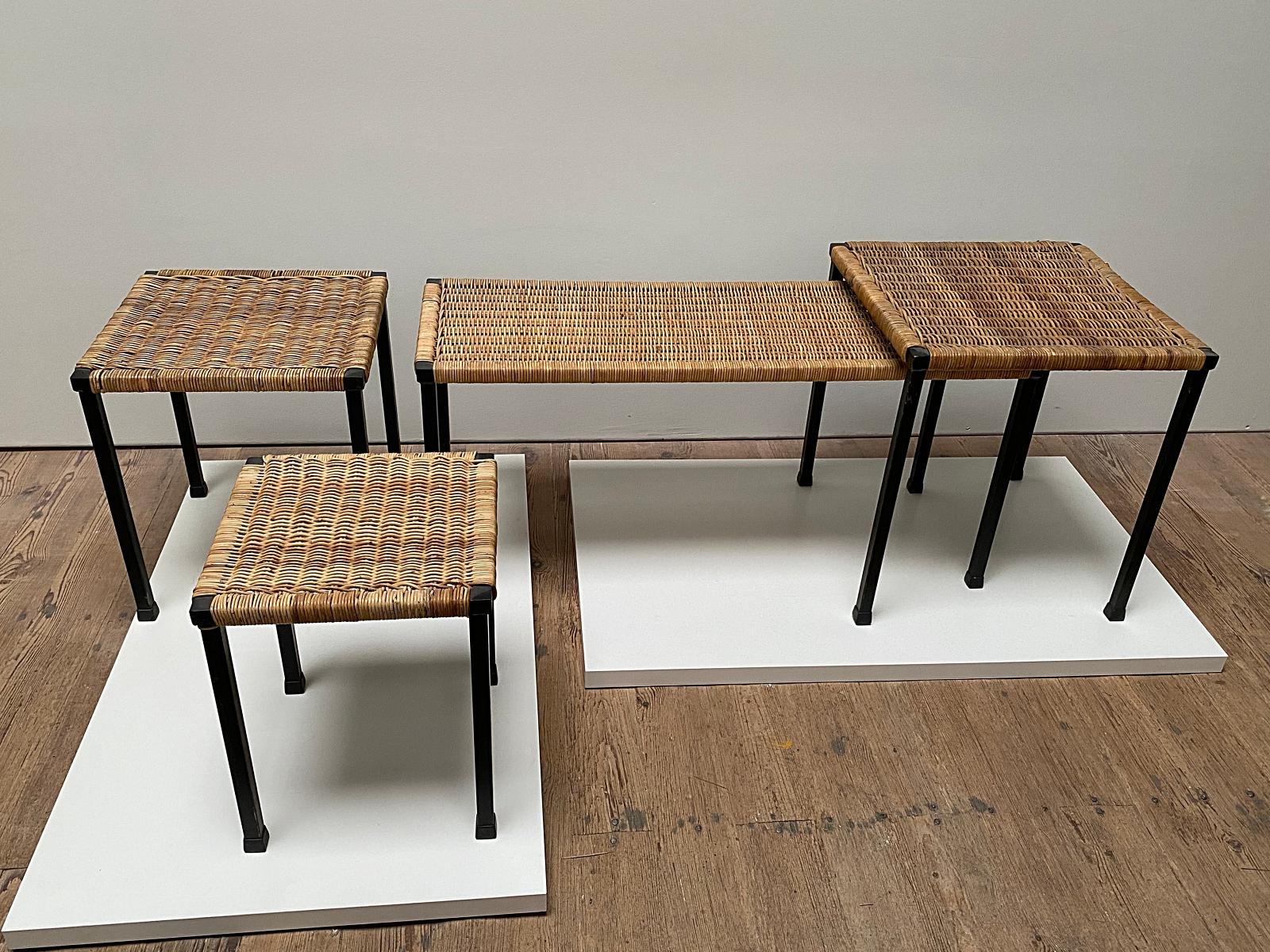 20ième siècle Carl Auböck Quatre rares tables de canapé en rotin du milieu du siècle, années 1980, Autriche en vente