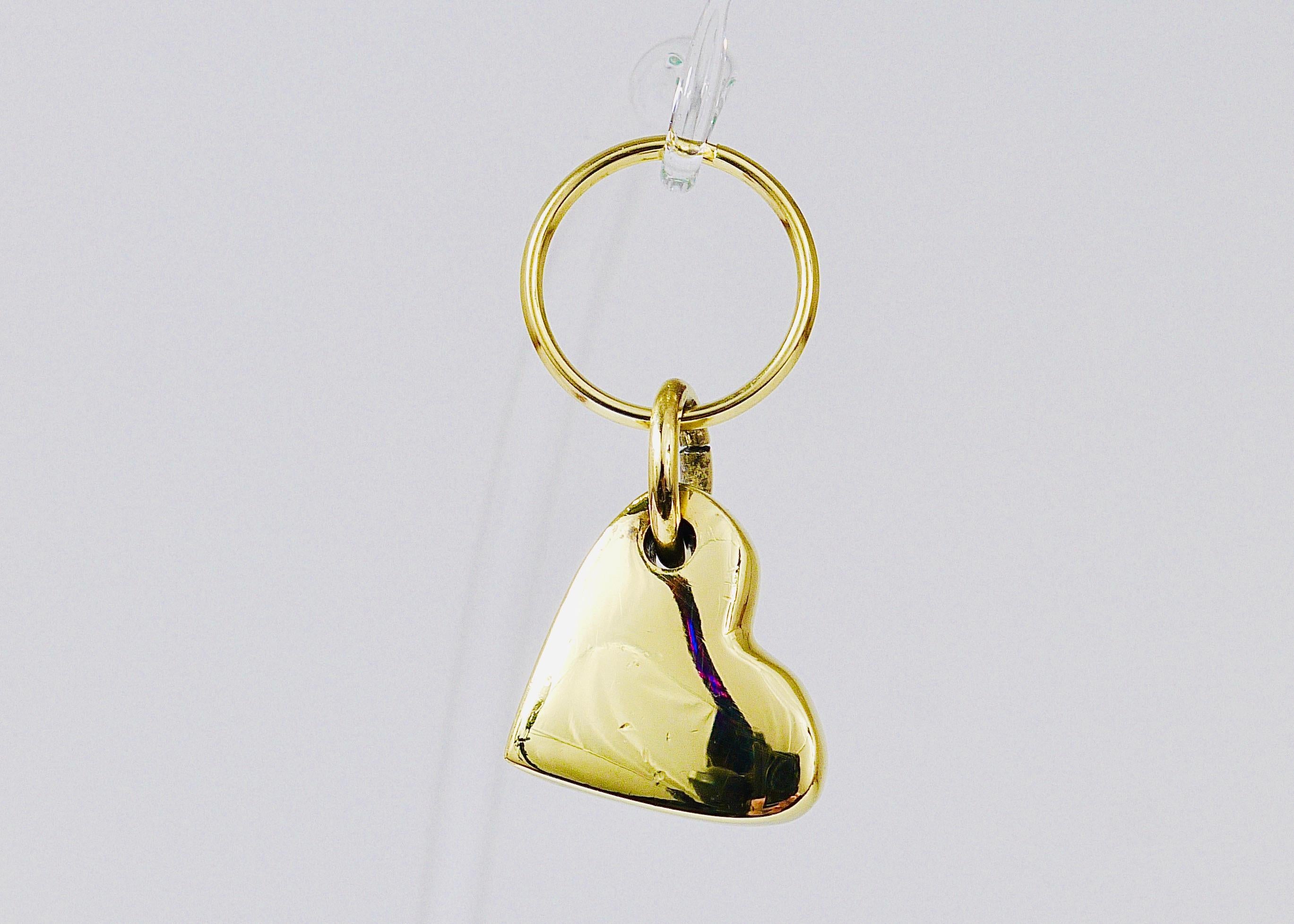 Polished Carl Auböck Handcrafted Midcentury Brass Heart Figurine Key Ring Chain Holder For Sale