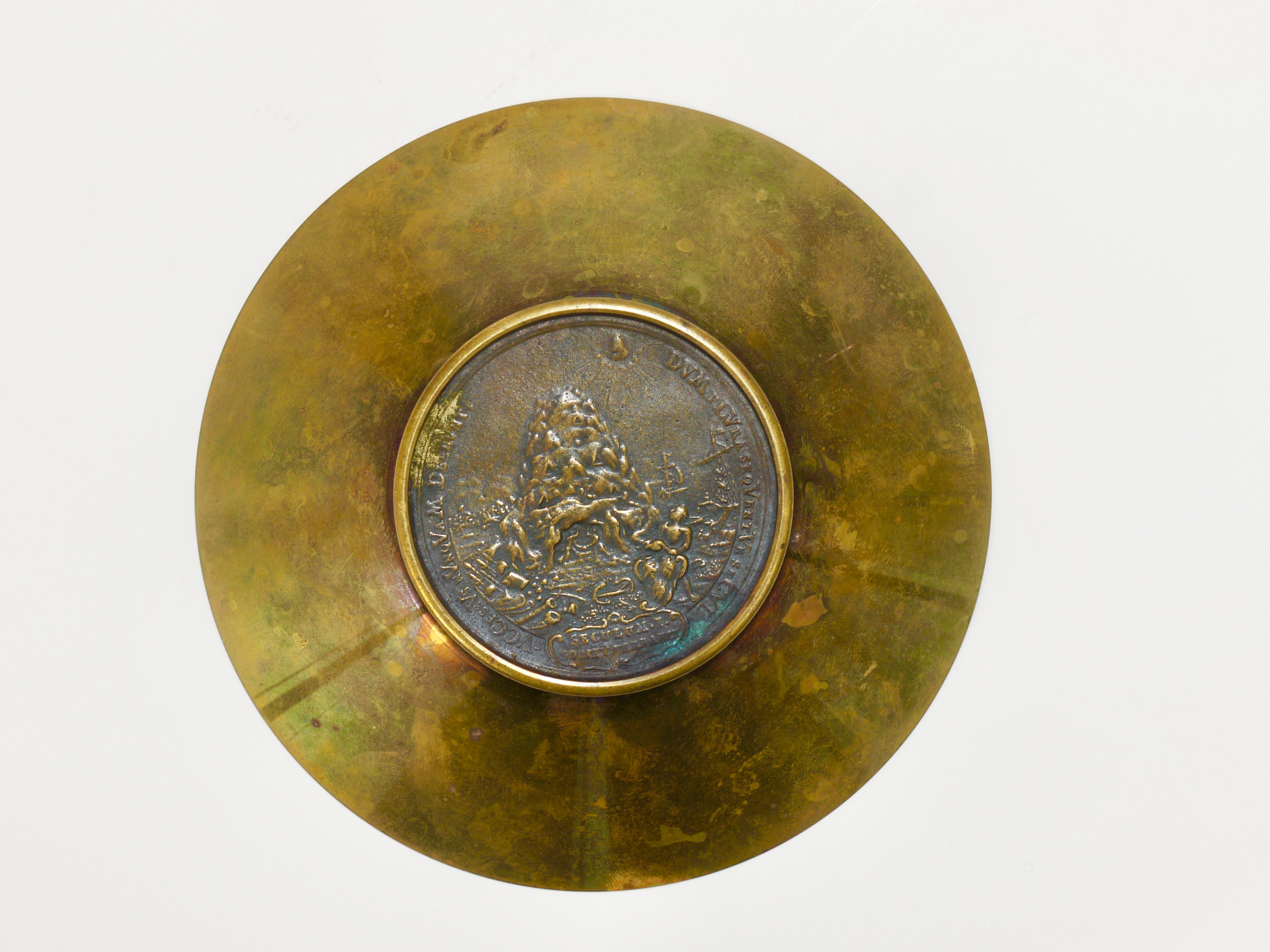 Carl Auböck II  Brass Tray, Bowl, Vide-Poche, Maria Theresia Coin, Austria, 1950 For Sale 4