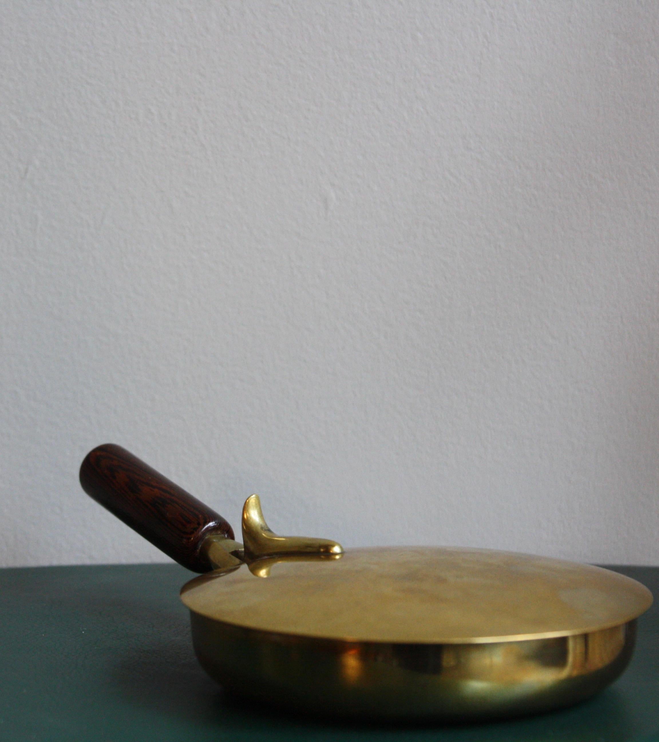 Carl Auböck II Large Lidded Brass Ashtray with Wenge Wood Carrying Handle, 1950 1