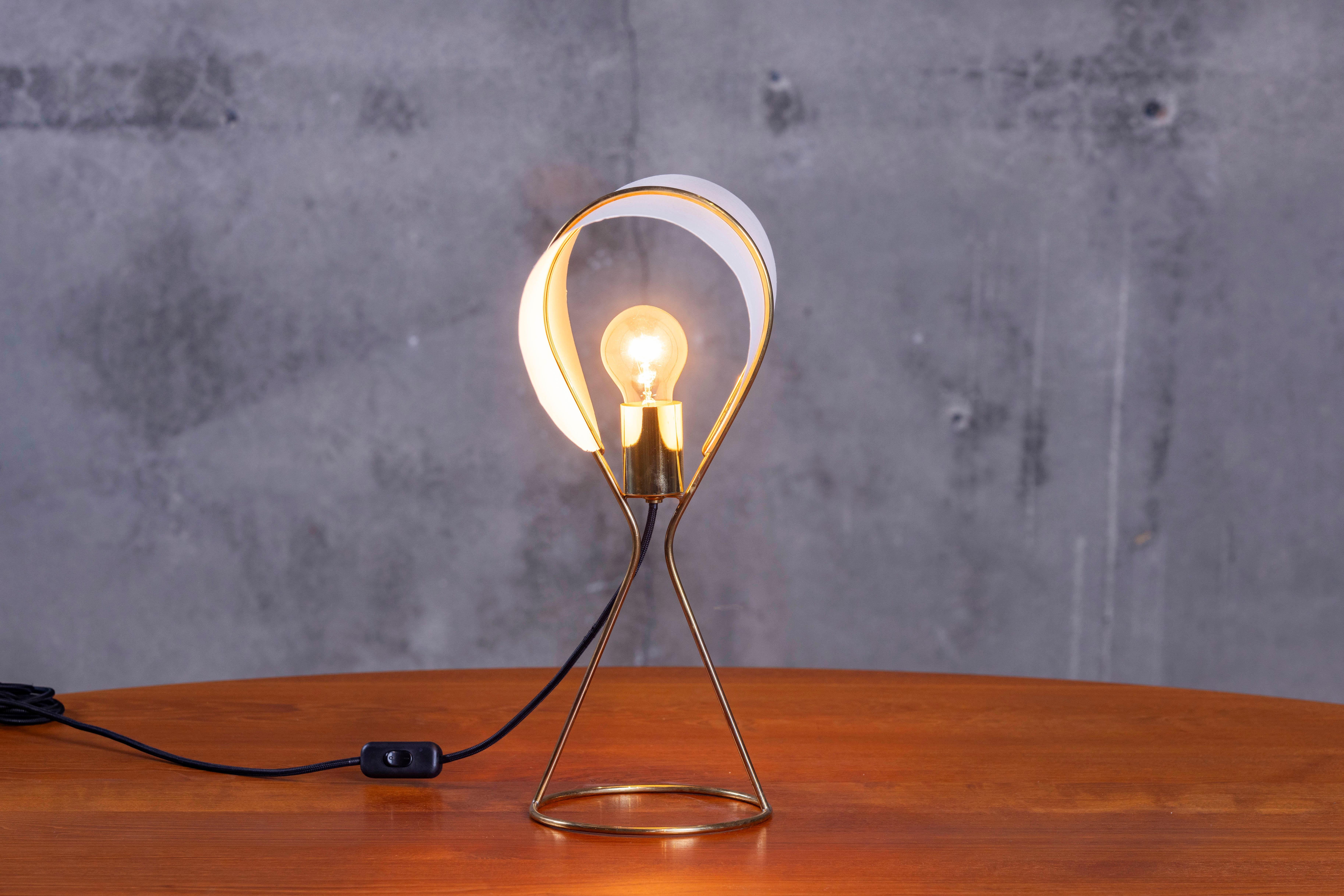 Mid-Century Modern Lampe de bureau Nun II de Carl Aubock, modèle n° 4263 en vente