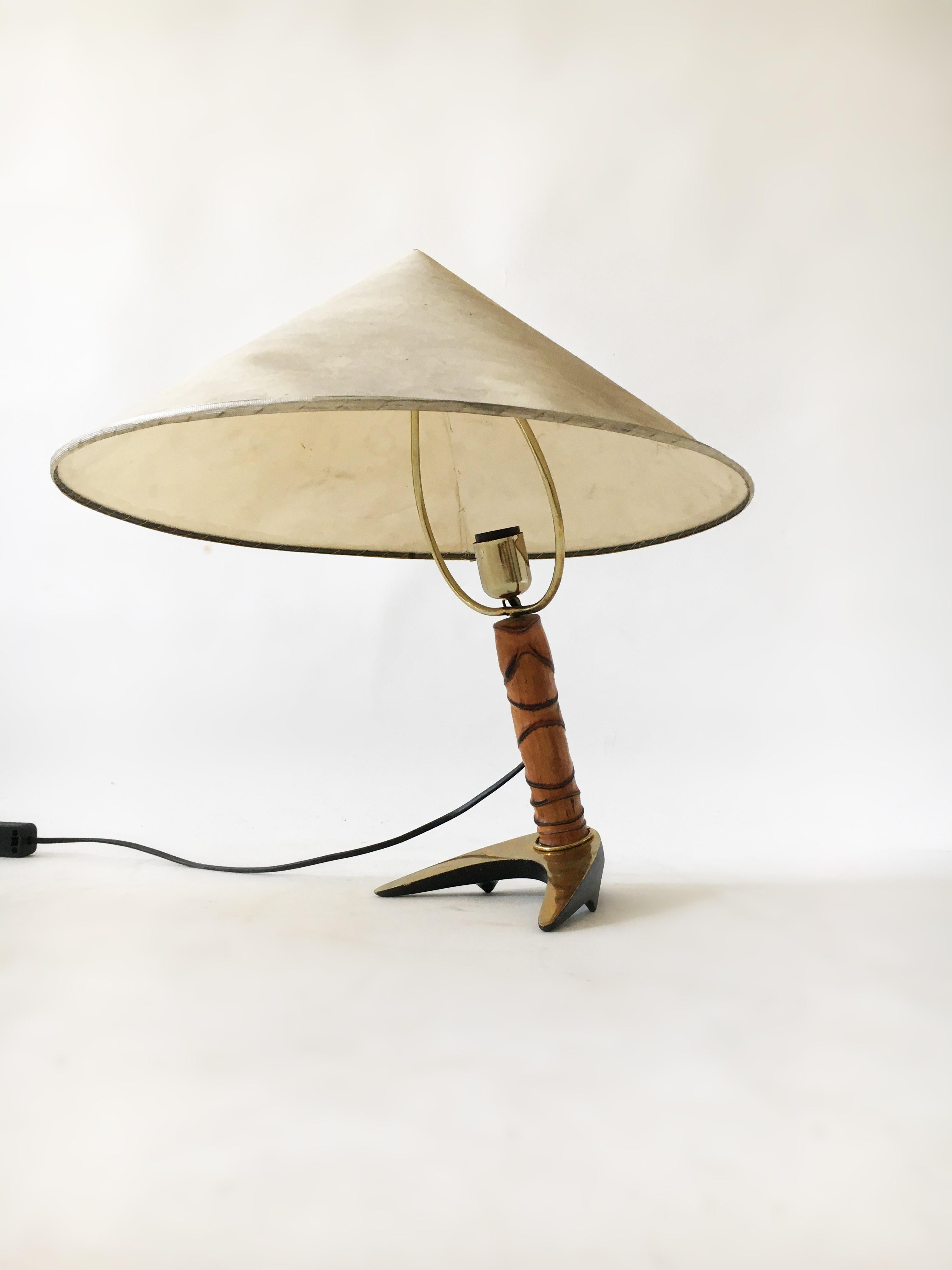 Carl Auböck II Vintage Hufeisen Tischlampe, Österreich, 1950er Jahre im Zustand „Gut“ in Vienna, AT