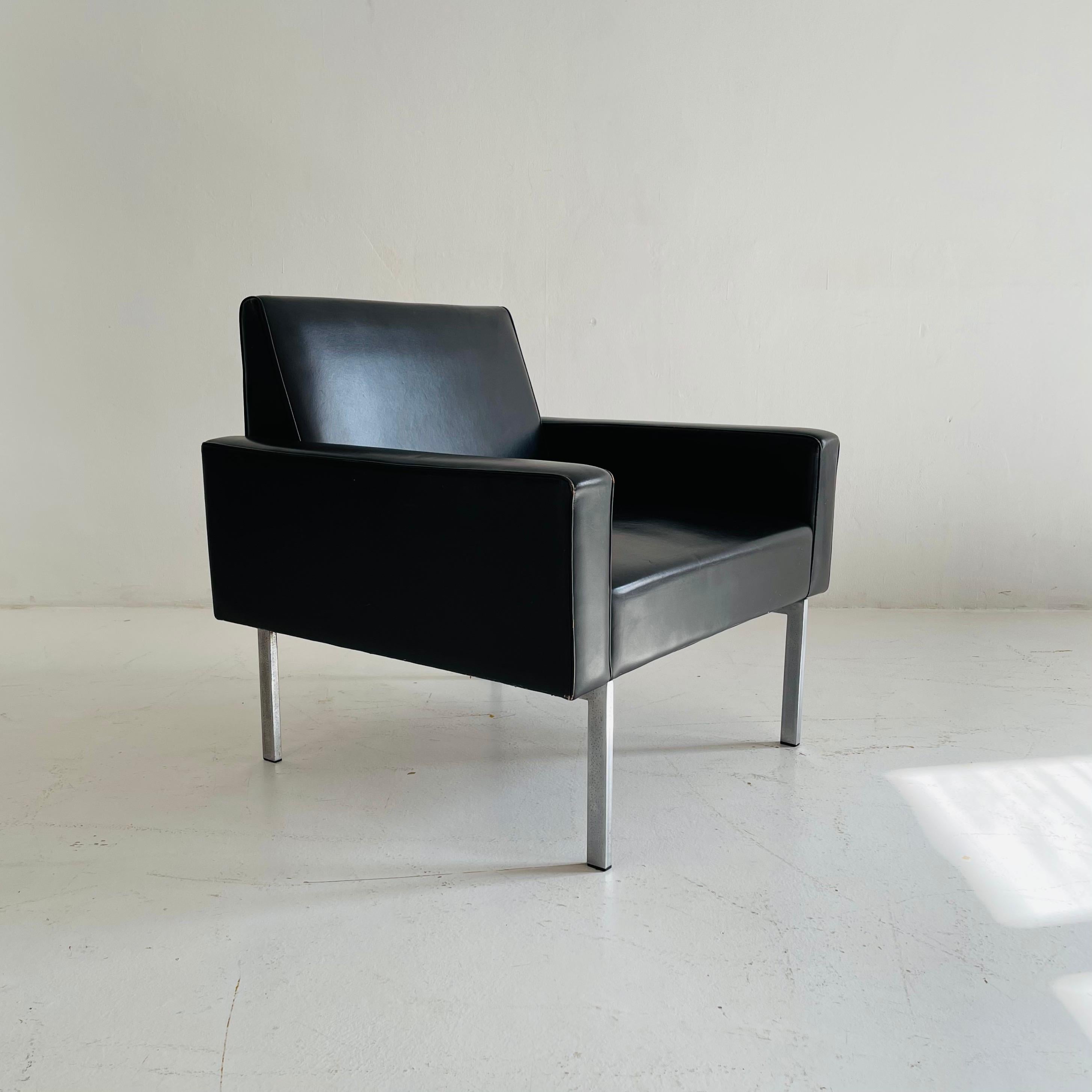 Patinated Leather Arm Lounge Chairs, Austria, 1960s For Sale 3