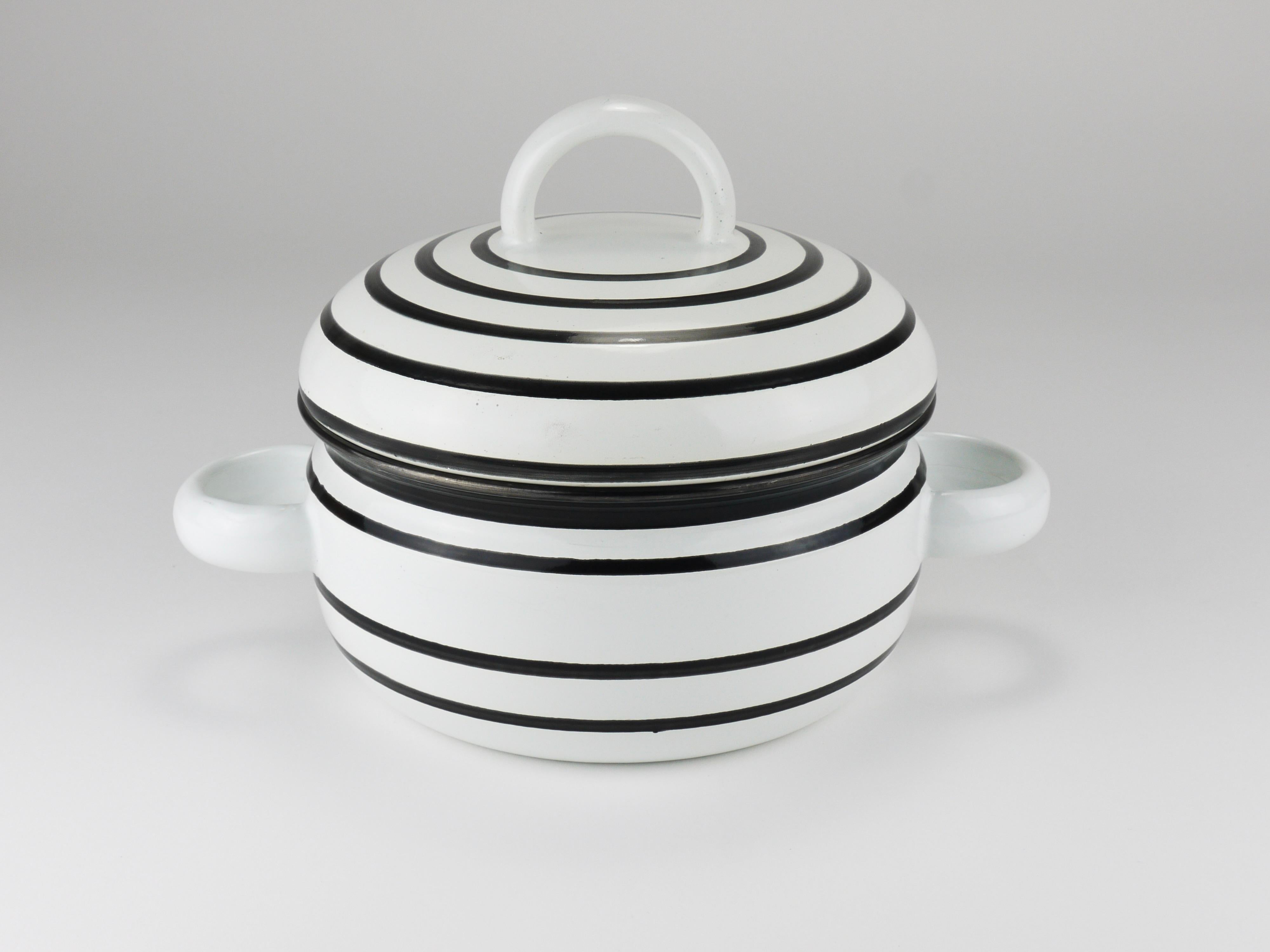 Carl Aubock III Emaillierter Topf 