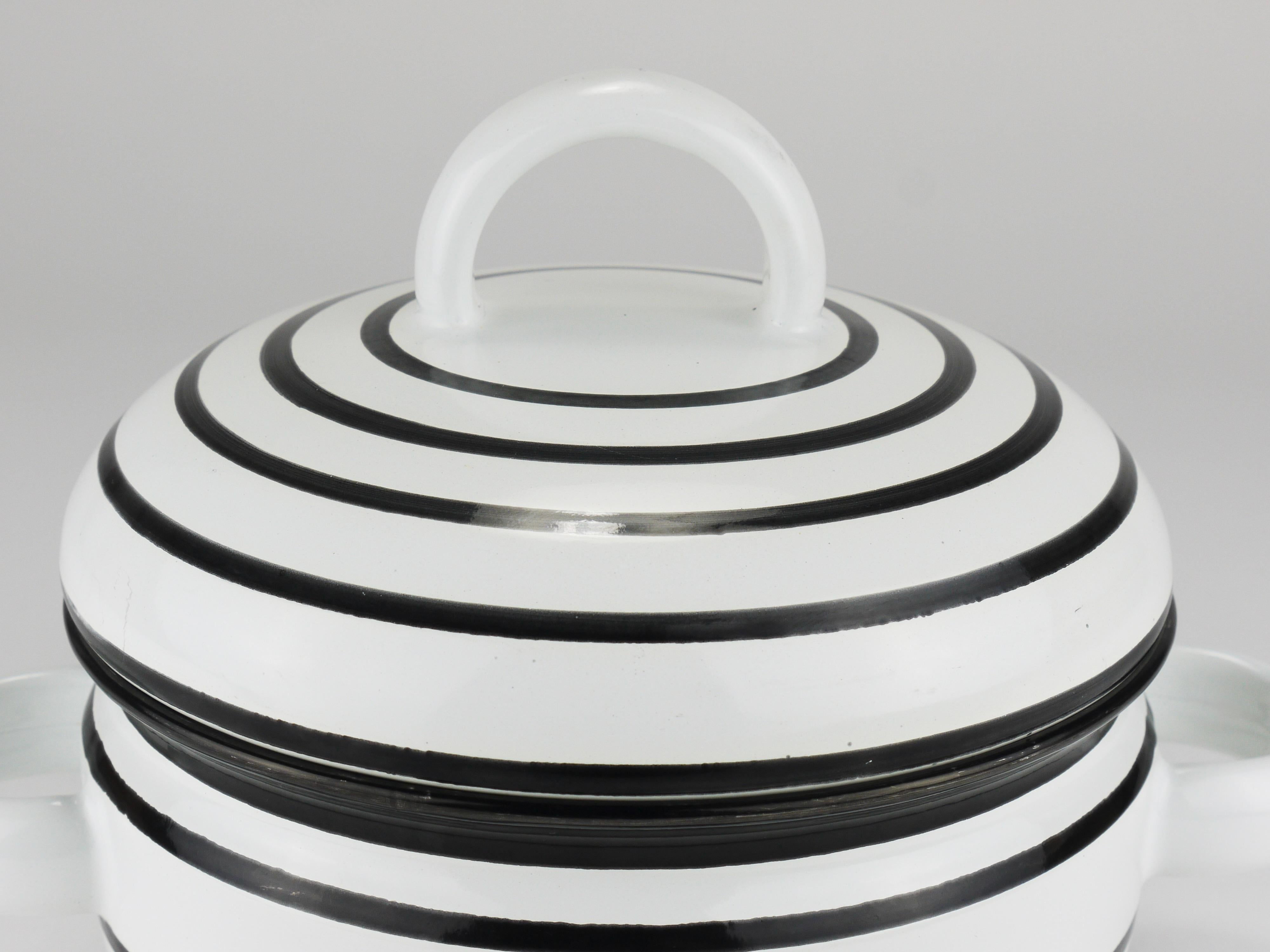 Carl Aubock III Emaillierter Topf 