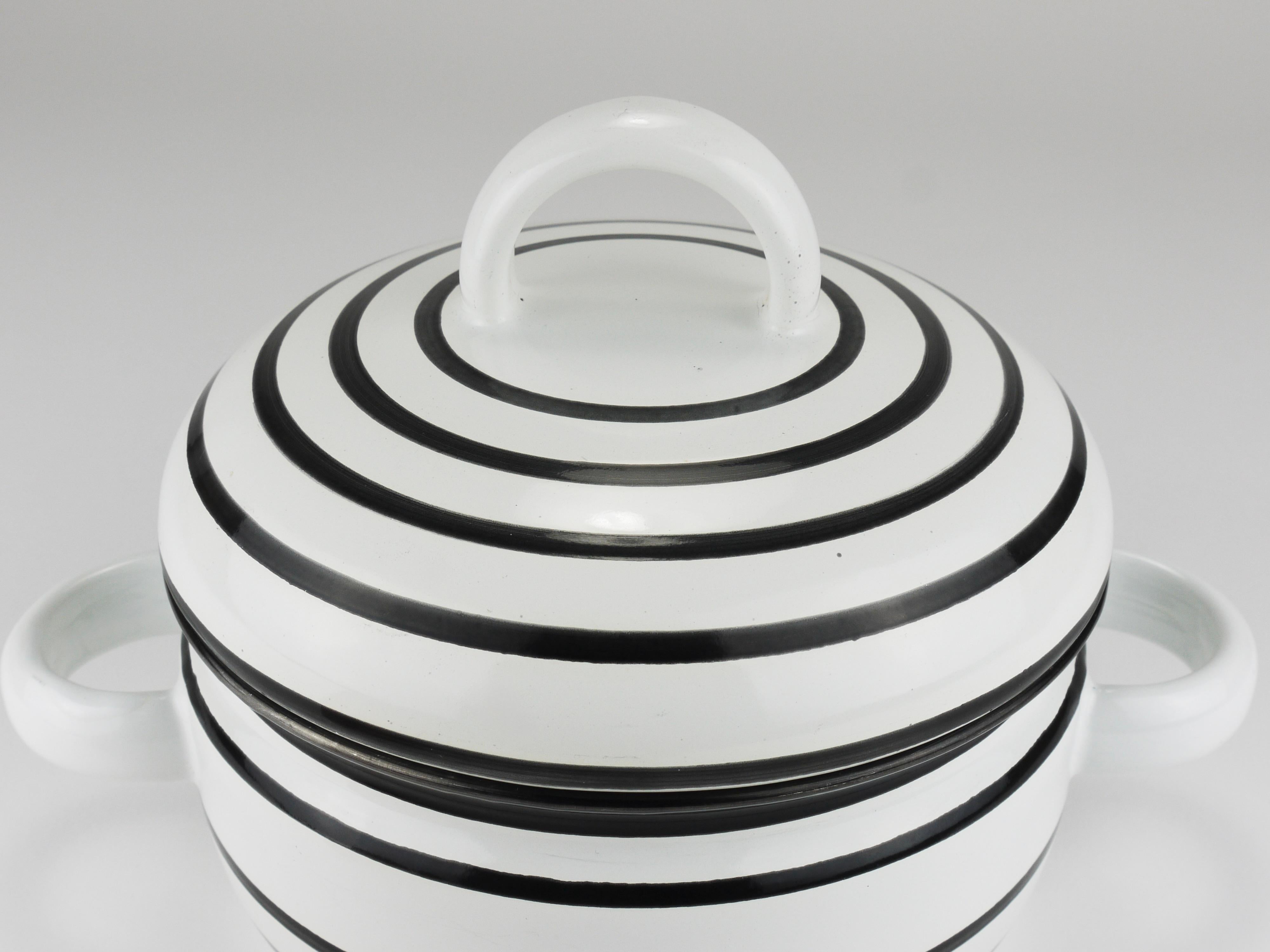 Carl Aubock III Emaillierter Topf 