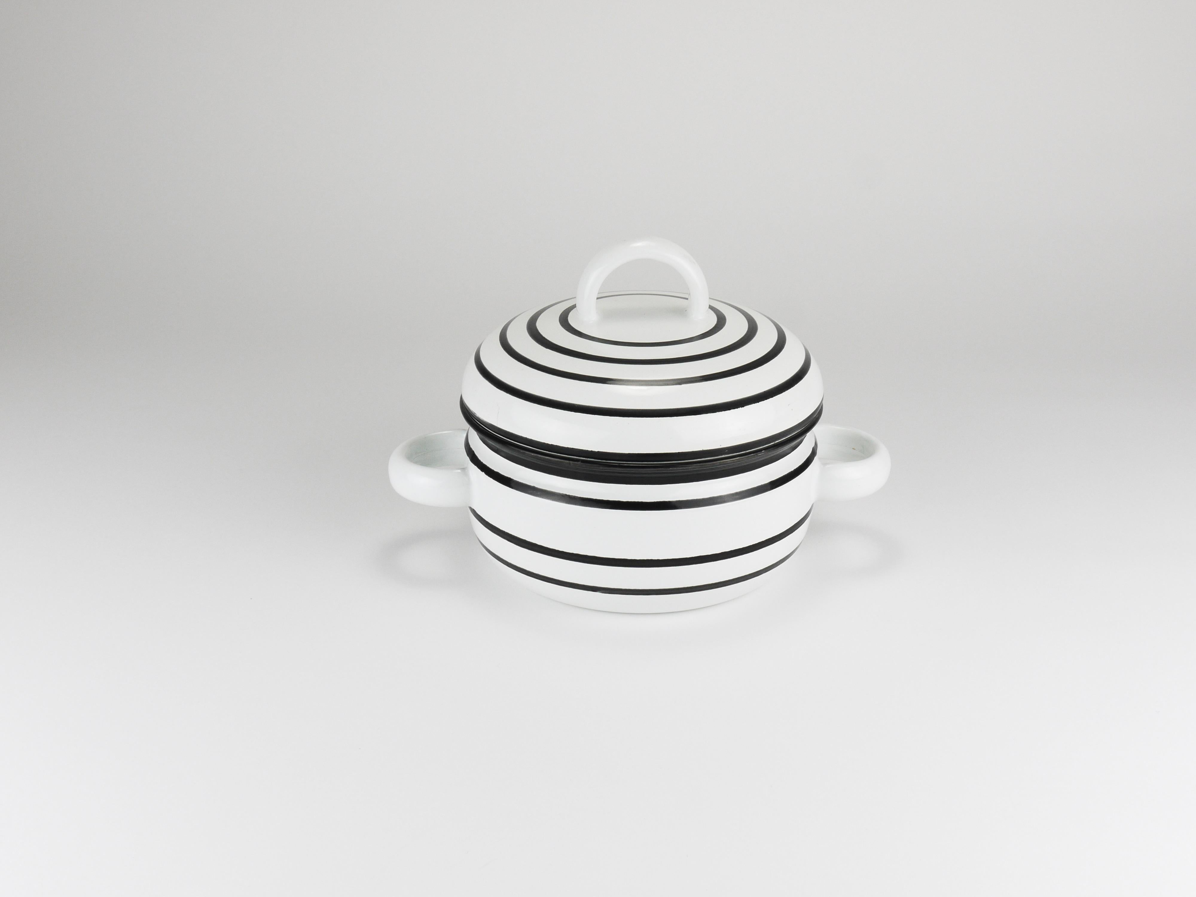 Carl Aubock III Emaillierter Topf 