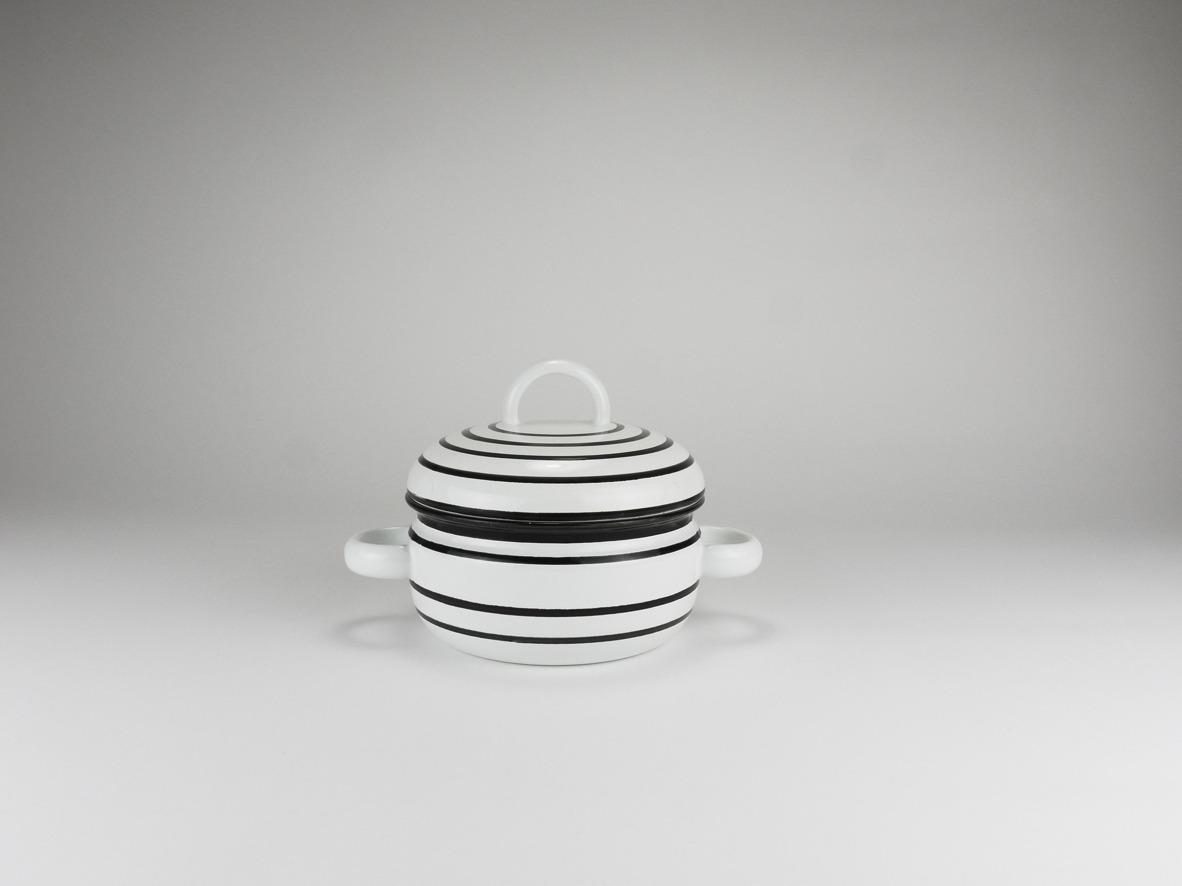 Carl Aubock III Emaillierter Topf 