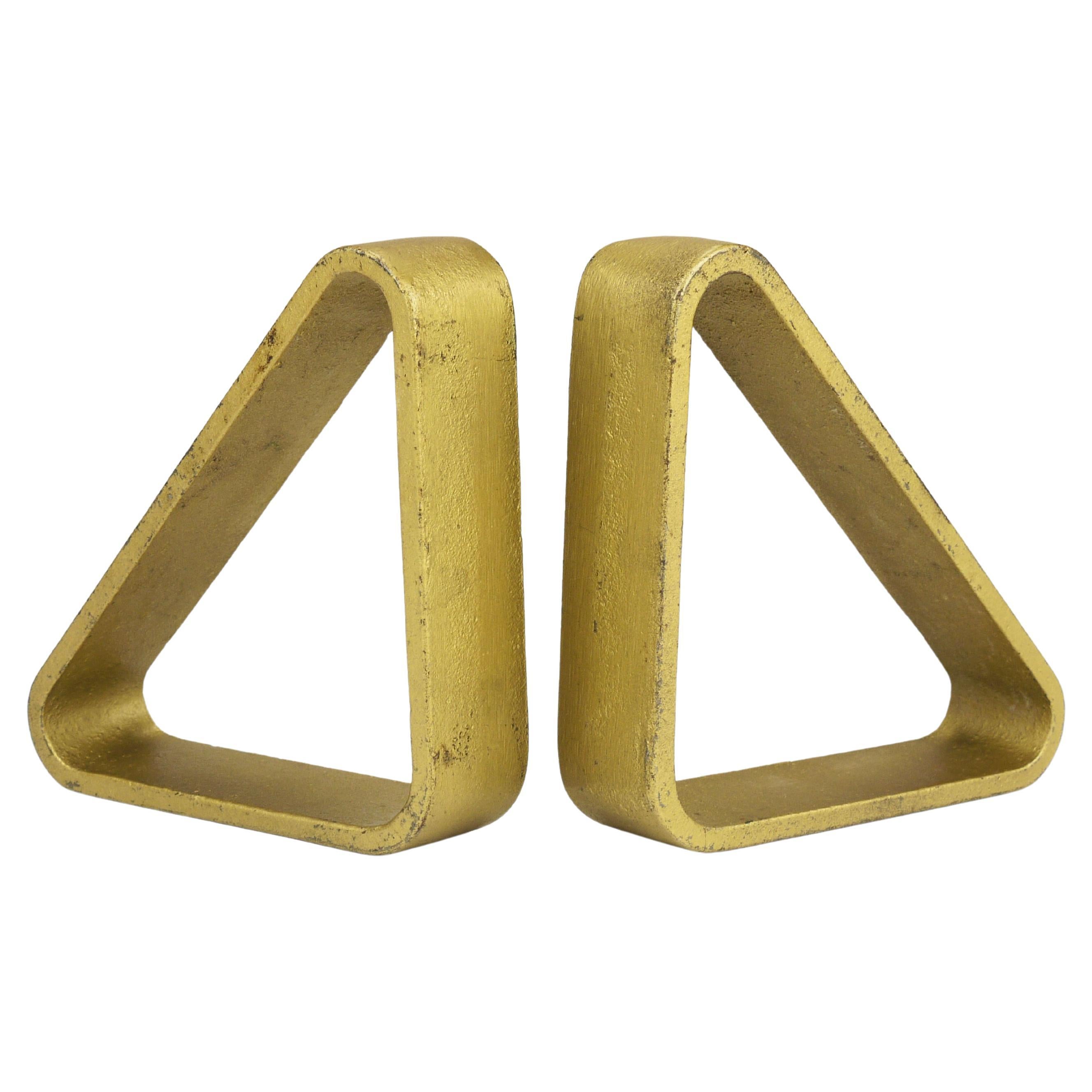 Carl Aubock III Paire de serre-livres triangulaires en fer doré 5443, Vienne/Autriche, années 1970 en vente
