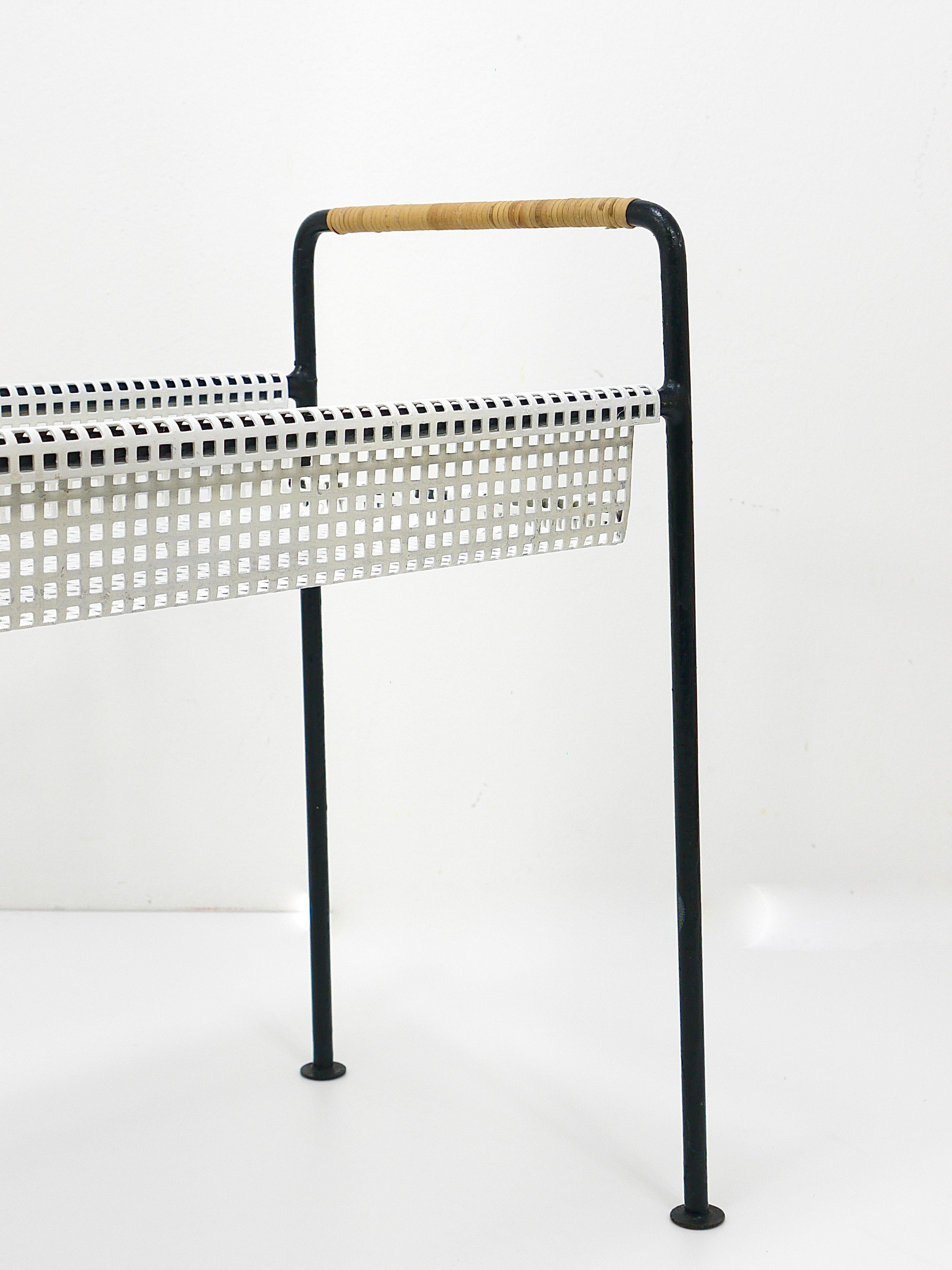 Jardinière, table ou banc pour plantes, auge de fleurs, fer et osier Carl Aubock en vente 4