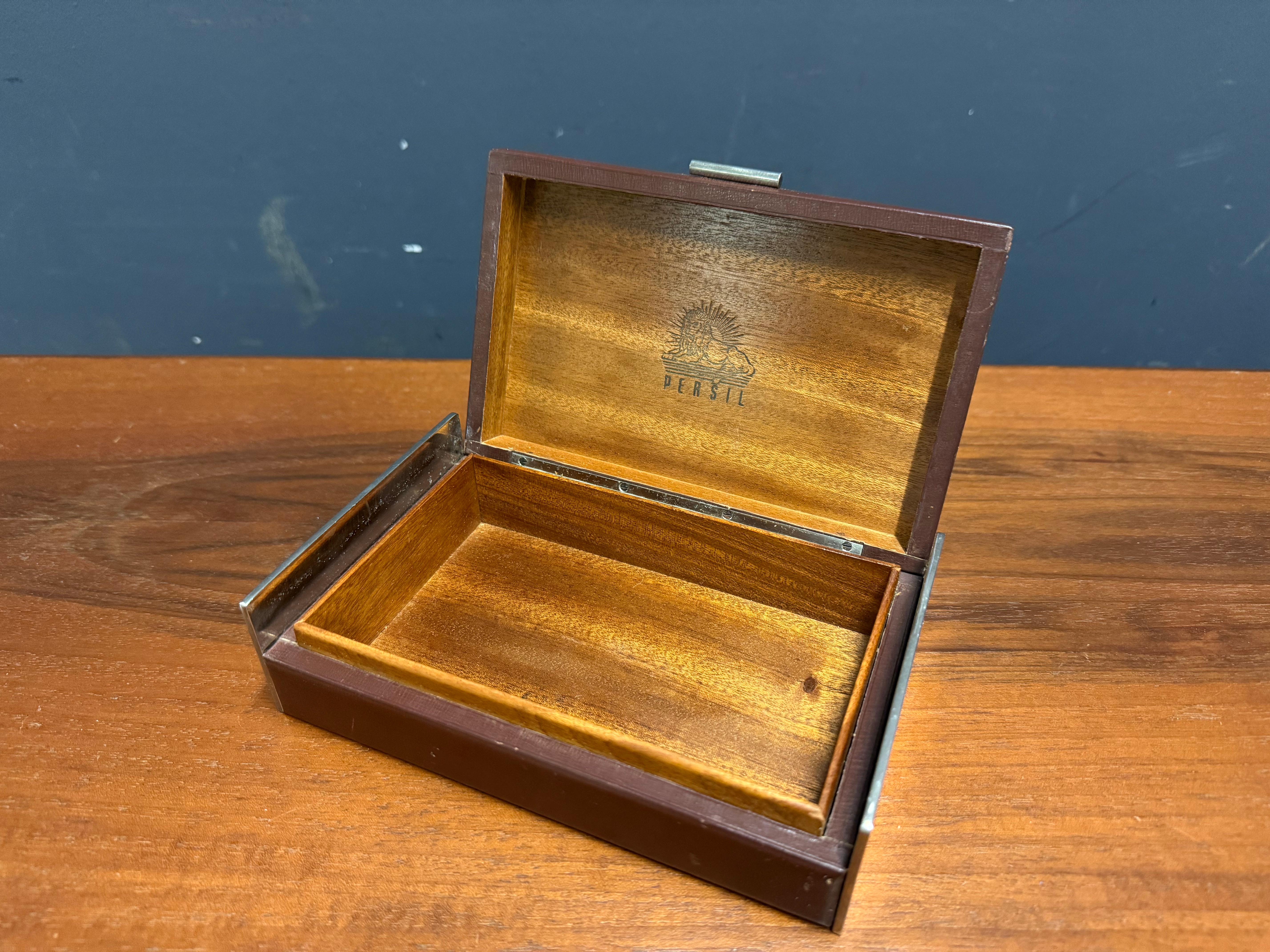 carl auböck leather and chrome box. For Sale 2