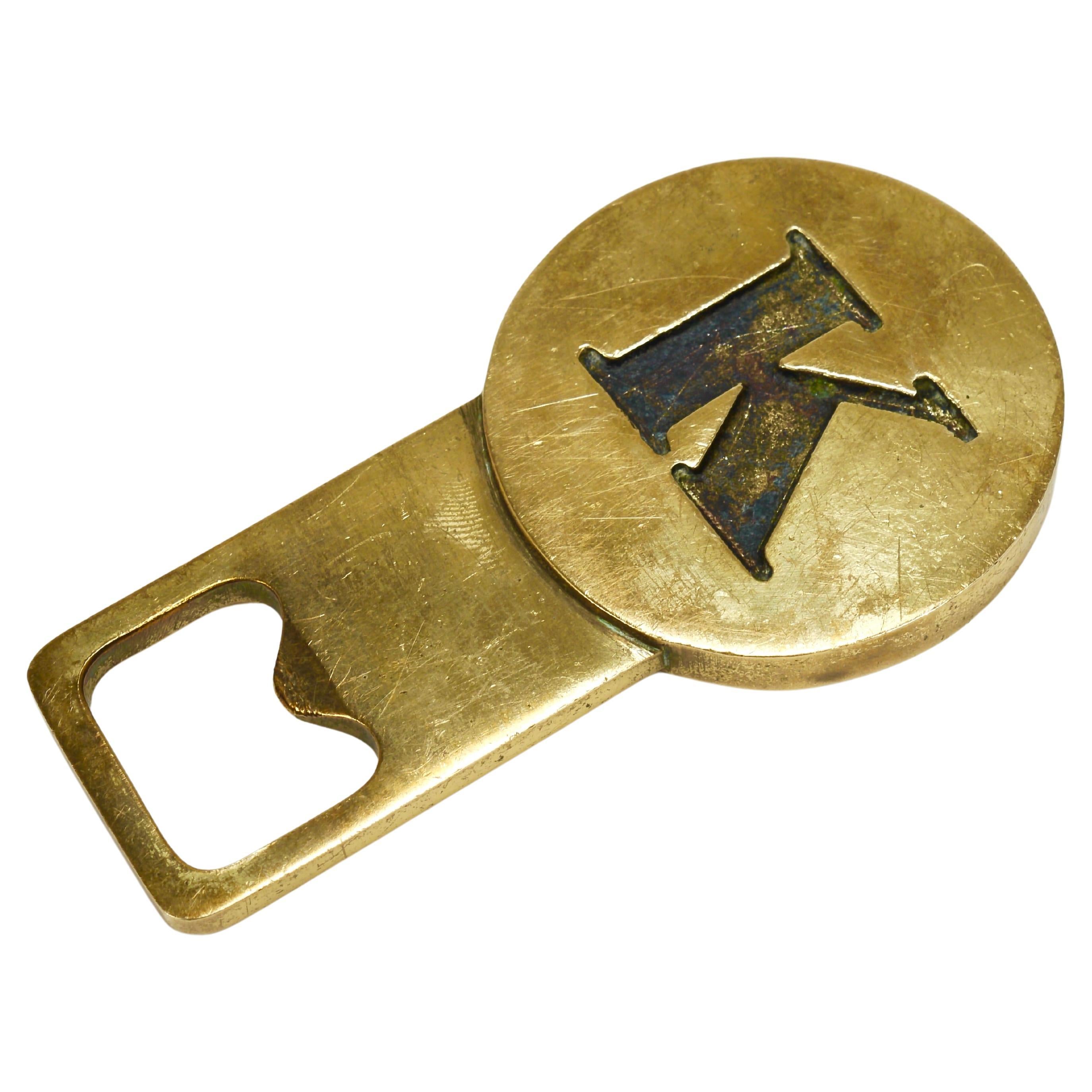 Carl Auböck Letter „K" Initials Brass Bottle Opener #4919, Vienna, 1960s For Sale