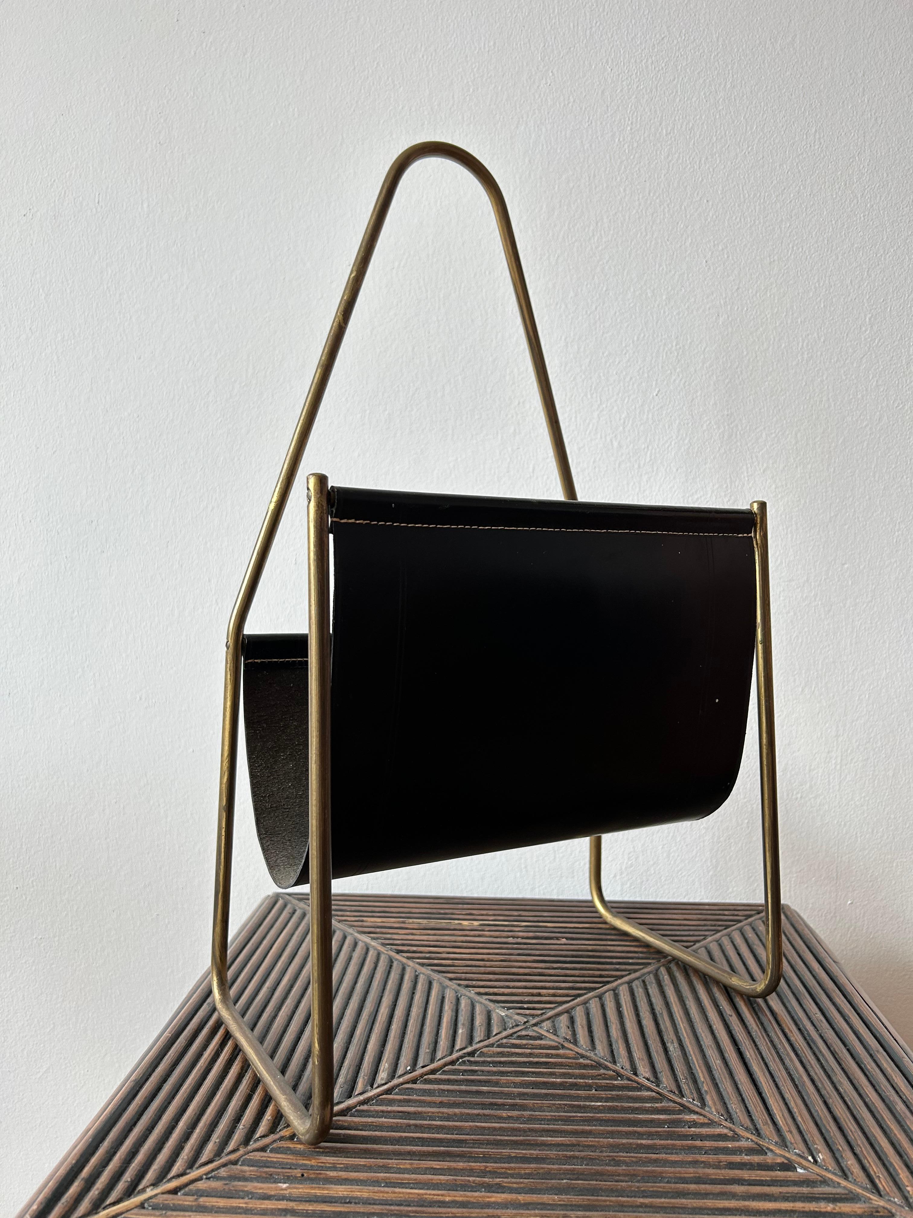Mid-20th Century Carl Auböck Magazine Holder in Brass and Black Leather