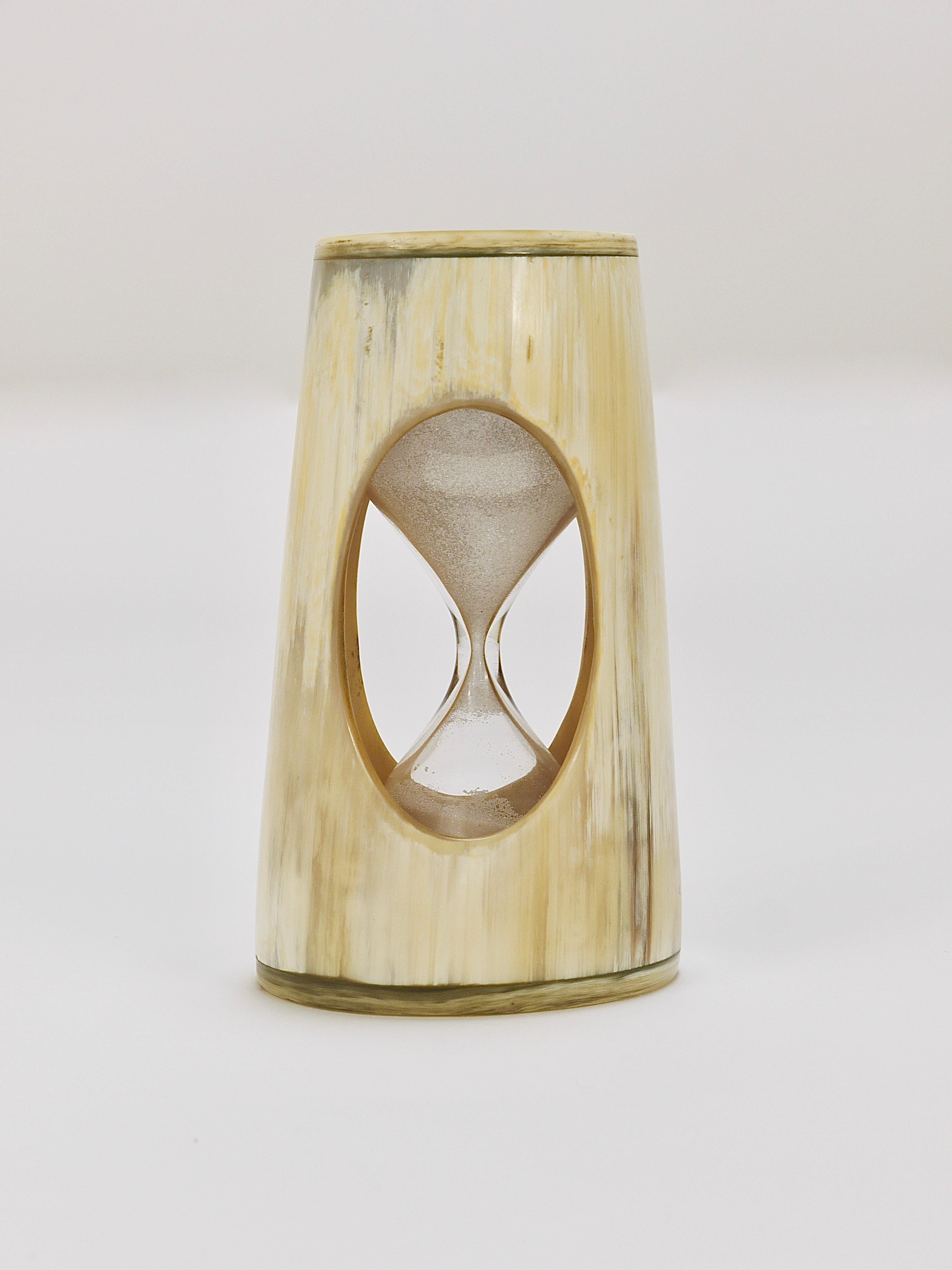 Carl Aubock Mid-Century Hour Glass, Sand Timer, Horn, Brass, Austria, 1950s 1