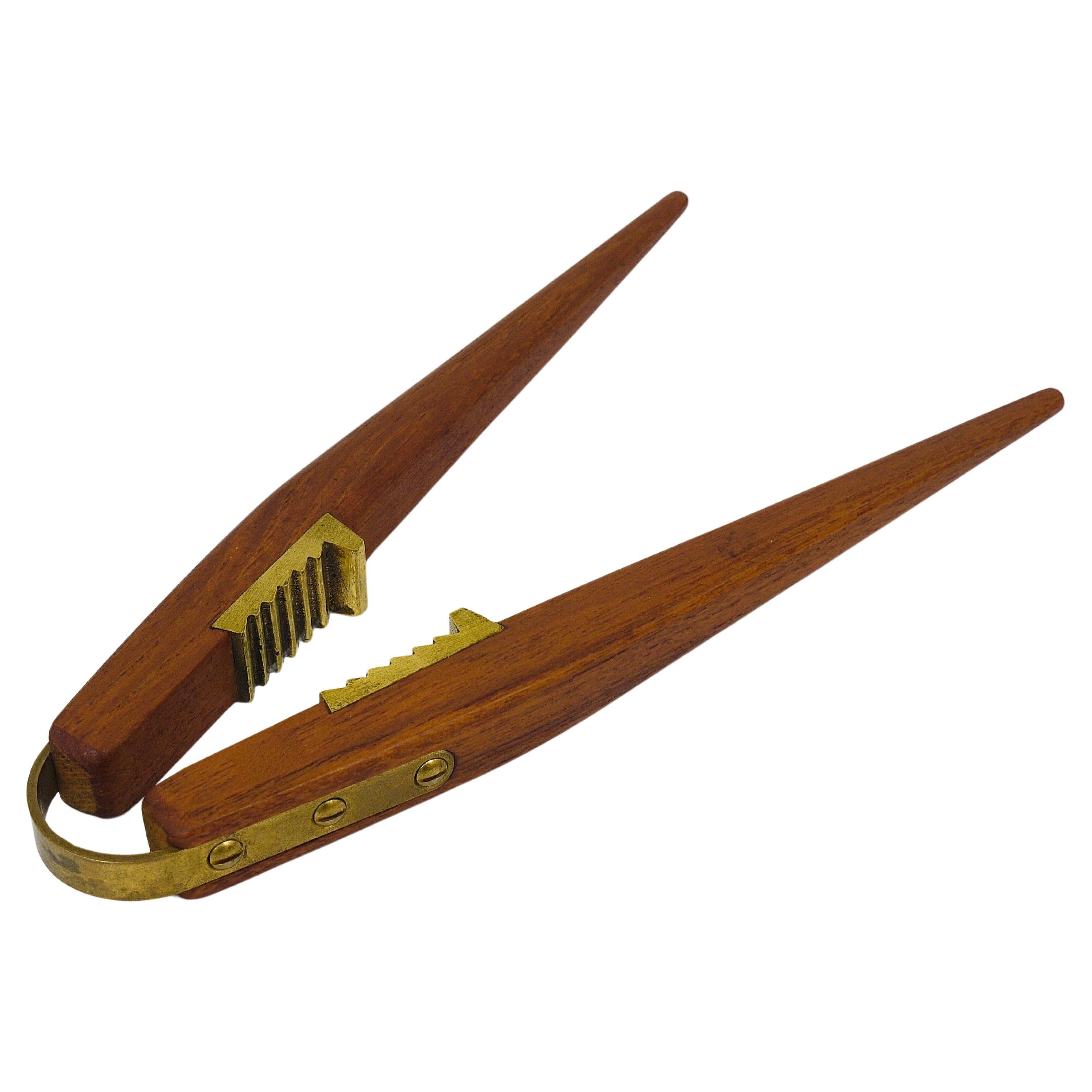 Schiaccianoci in teak e ottone di Carl Aubock, Vienna, Austria, anni '50