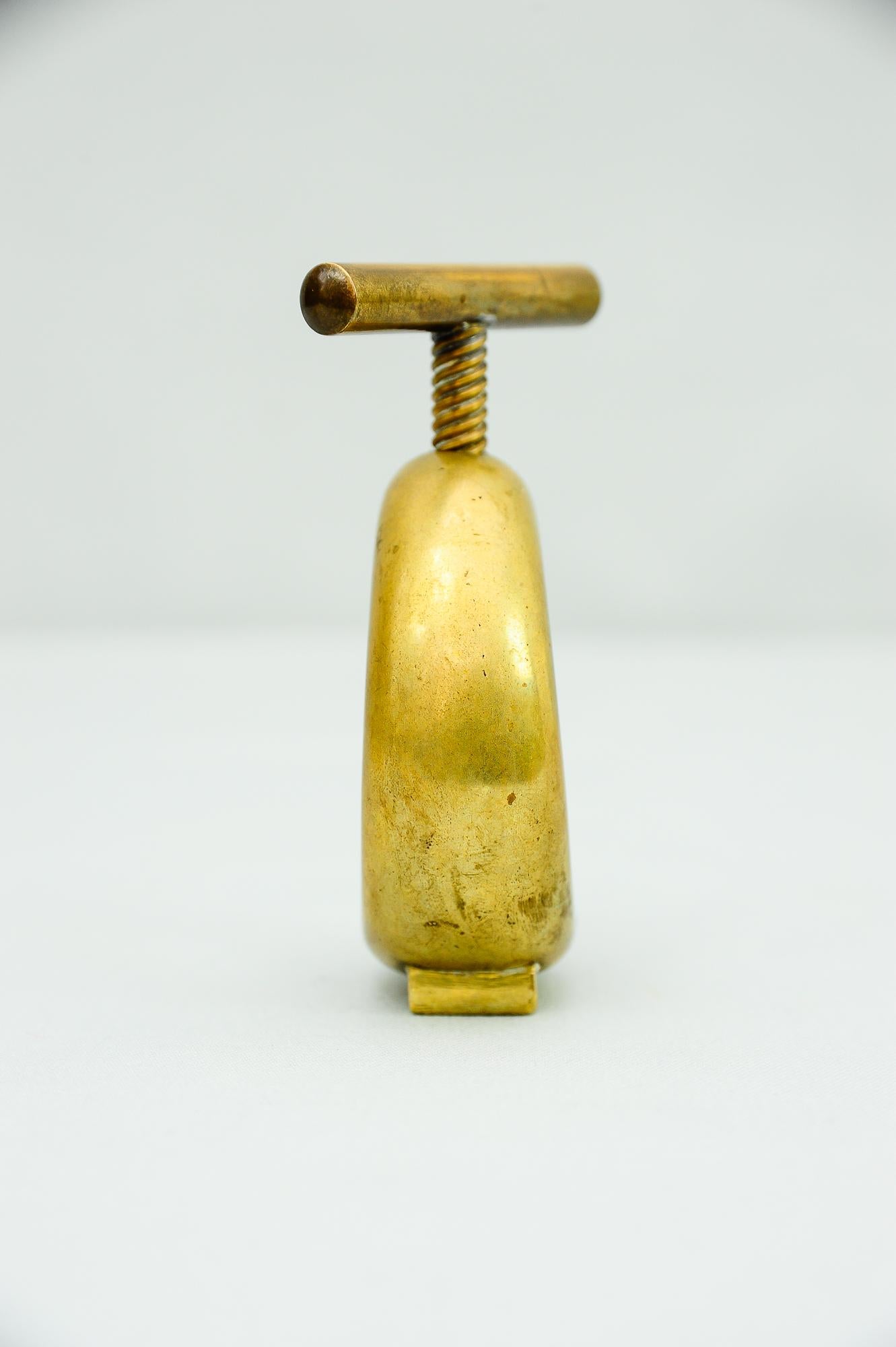 Carl Auböck midcentury brass nut cracker, Austria, 1950s signatured.
Original condition.