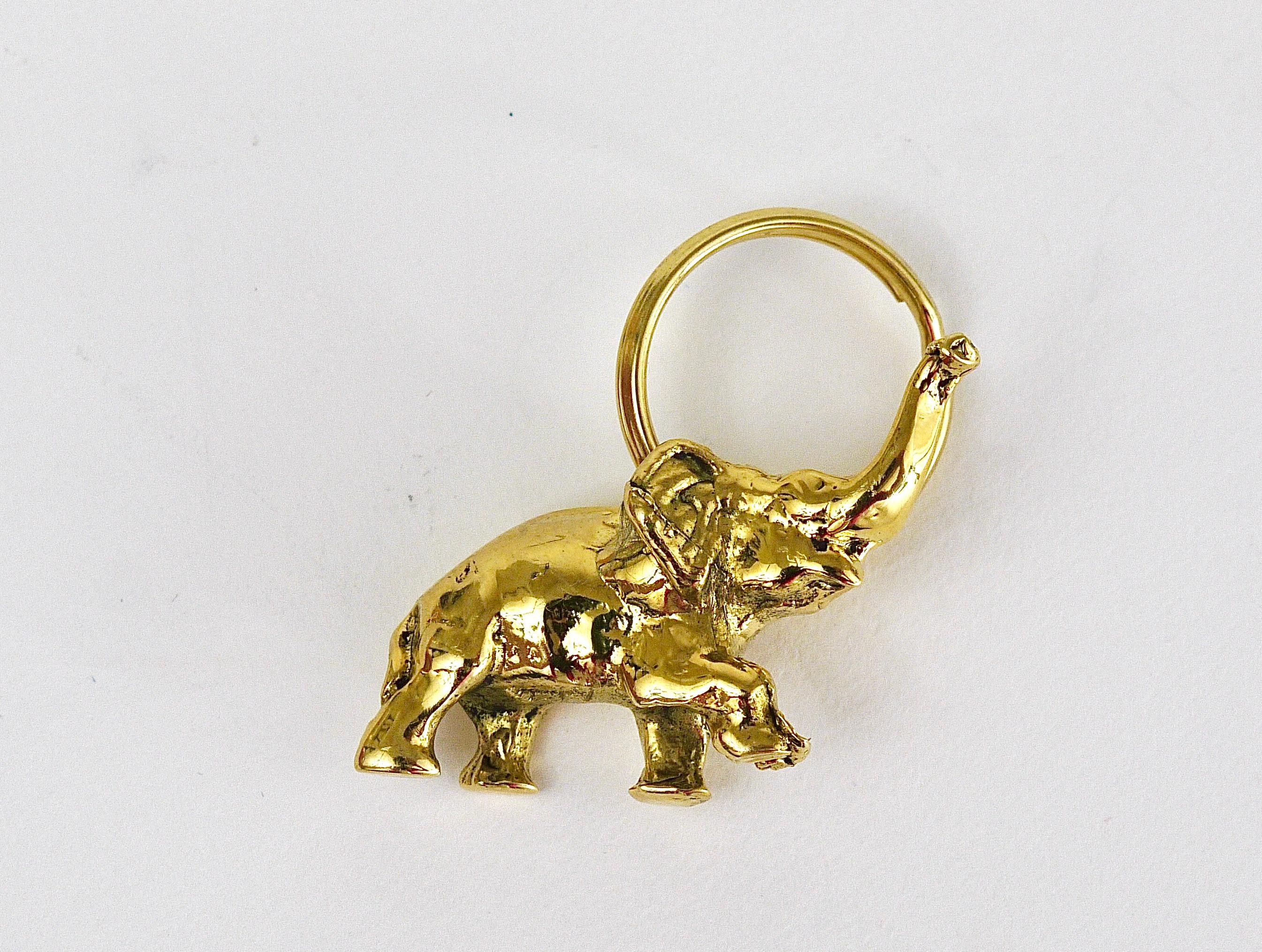 20th Century Carl Auböck Midcentury Elephant Handmade Brass Figurine Key Ring Chain Holder For Sale