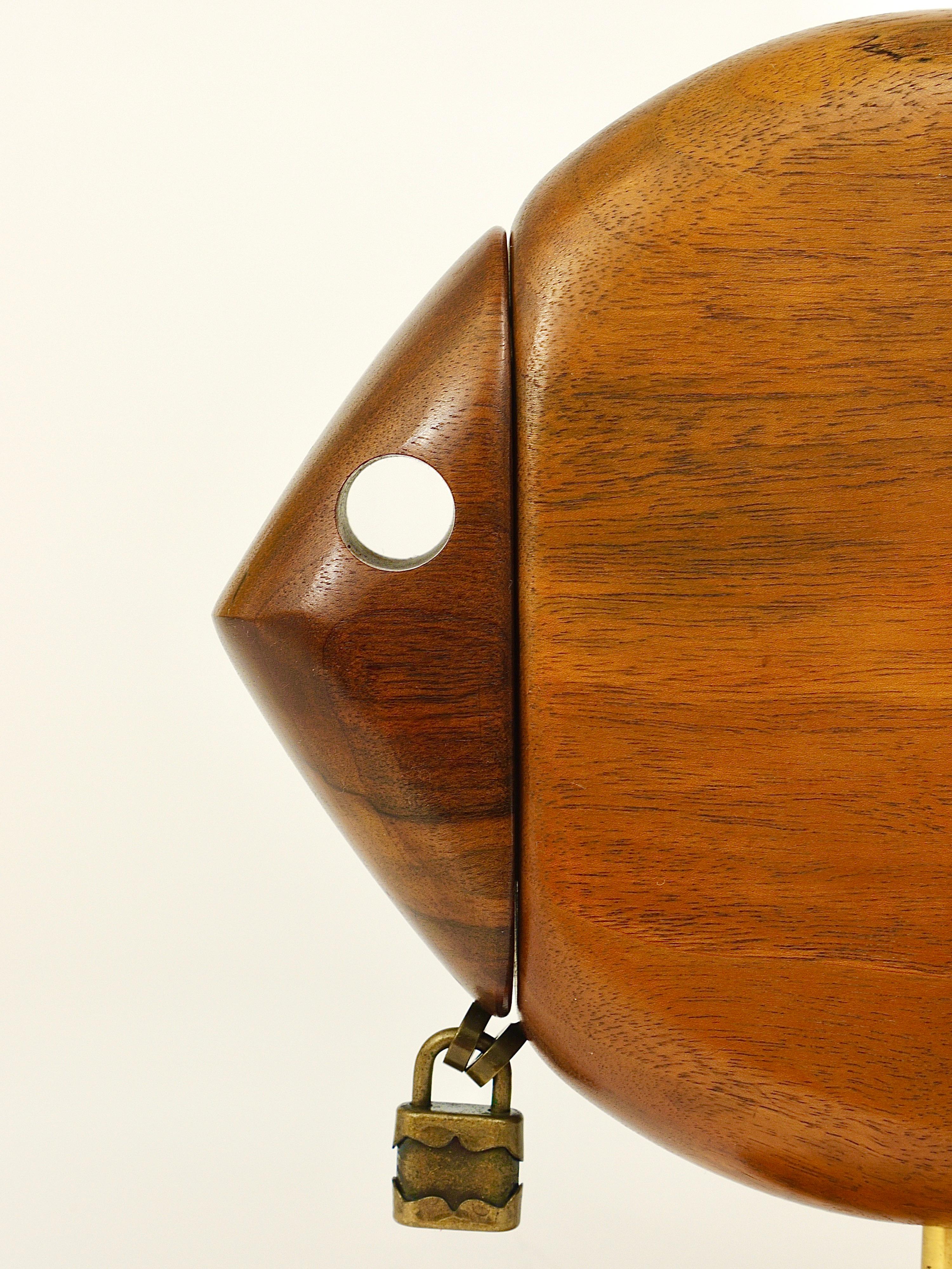 Carl Auböck Mid-Century Fish Piggy Bank, Brass, Walnut, Bristle, Austria, 1960s 8