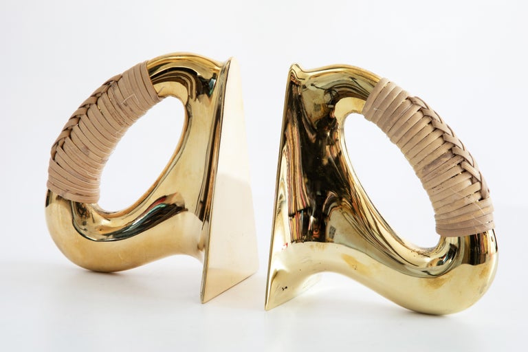Mid-Century Modern Pair of Carl Auböck Model #3530 'Flatiron' Brass and Cane Bookends For Sale