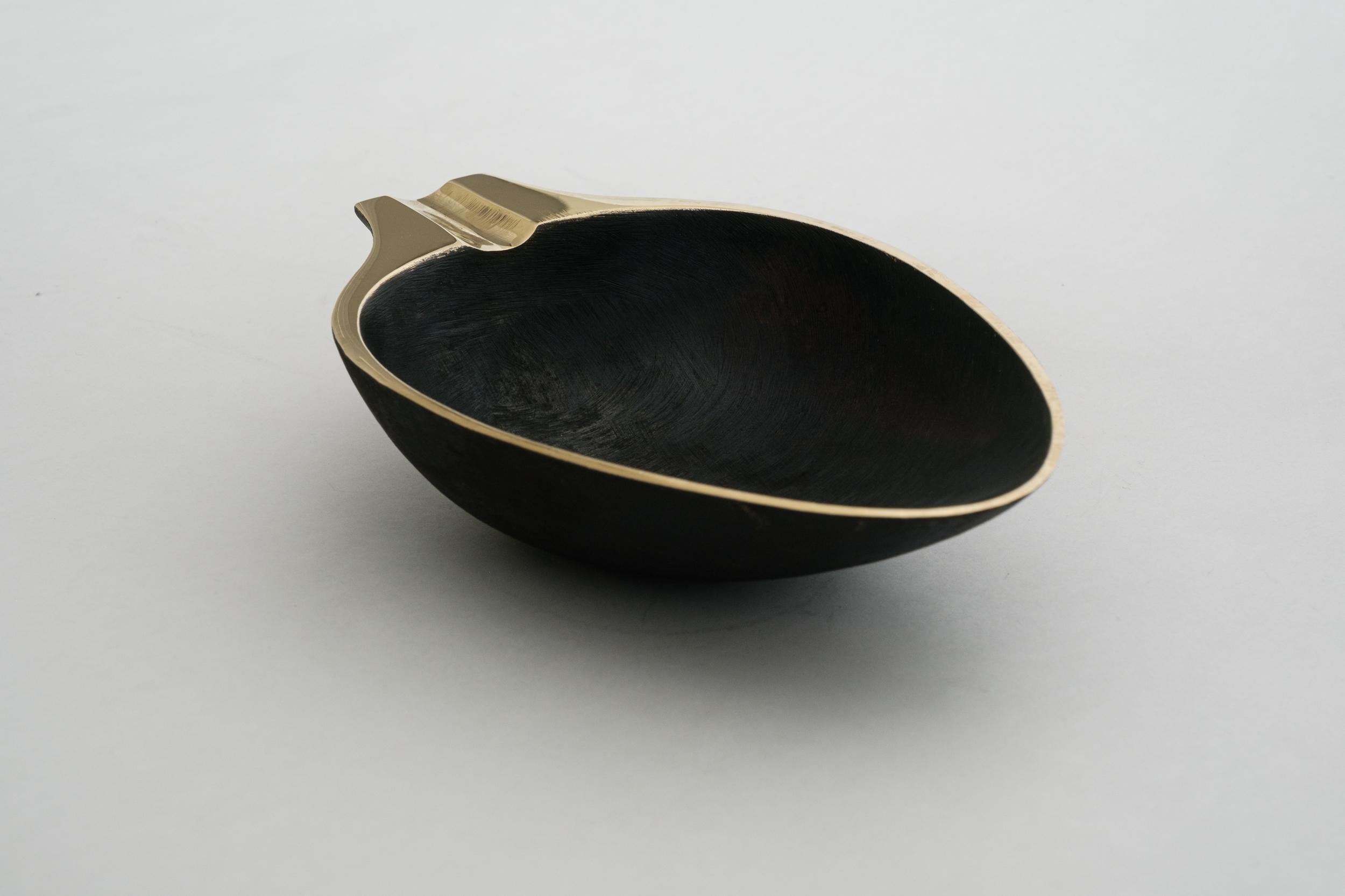 Carl Auböck Model #3548 Patinated Brass Bowl For Sale 5