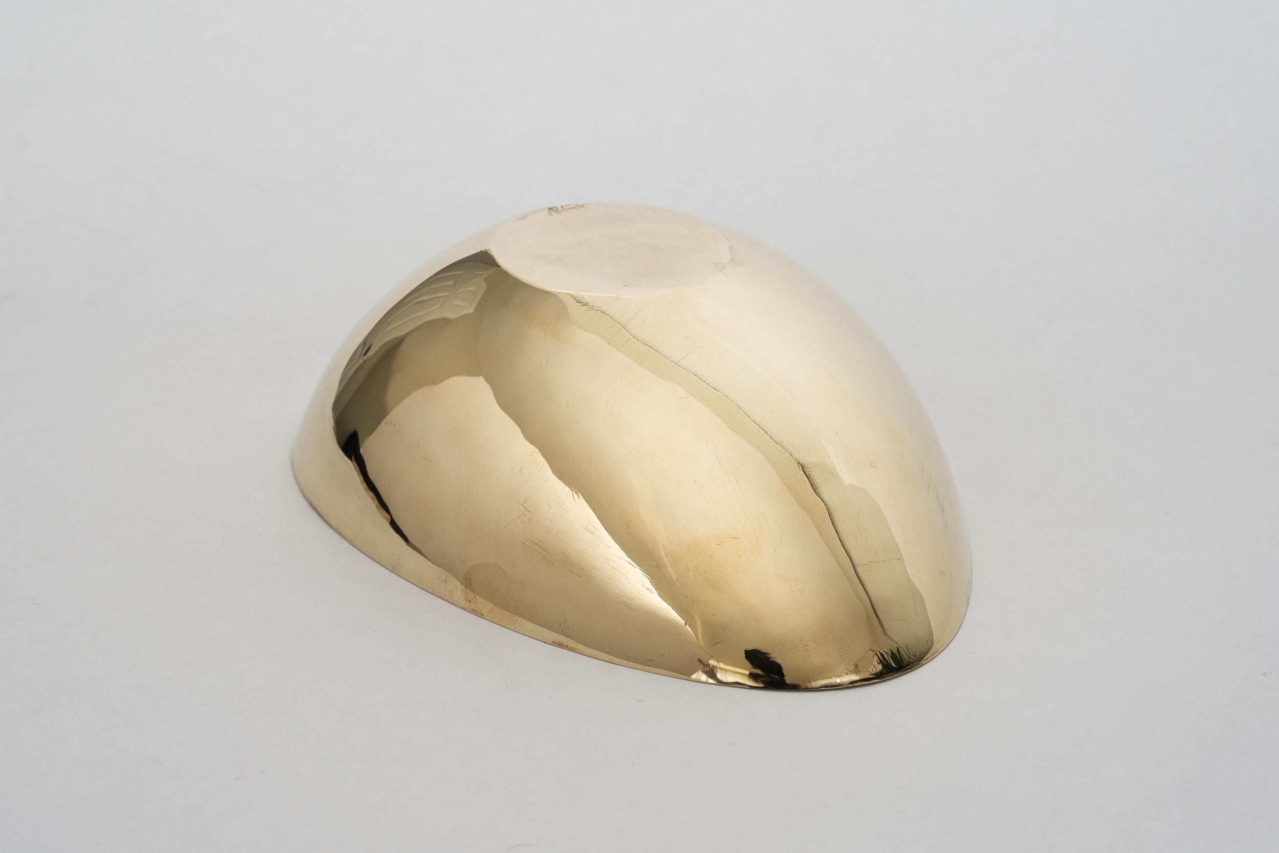 Carl Auböck Model #3548 Polished Brass Bowl In New Condition For Sale In Glendale, CA