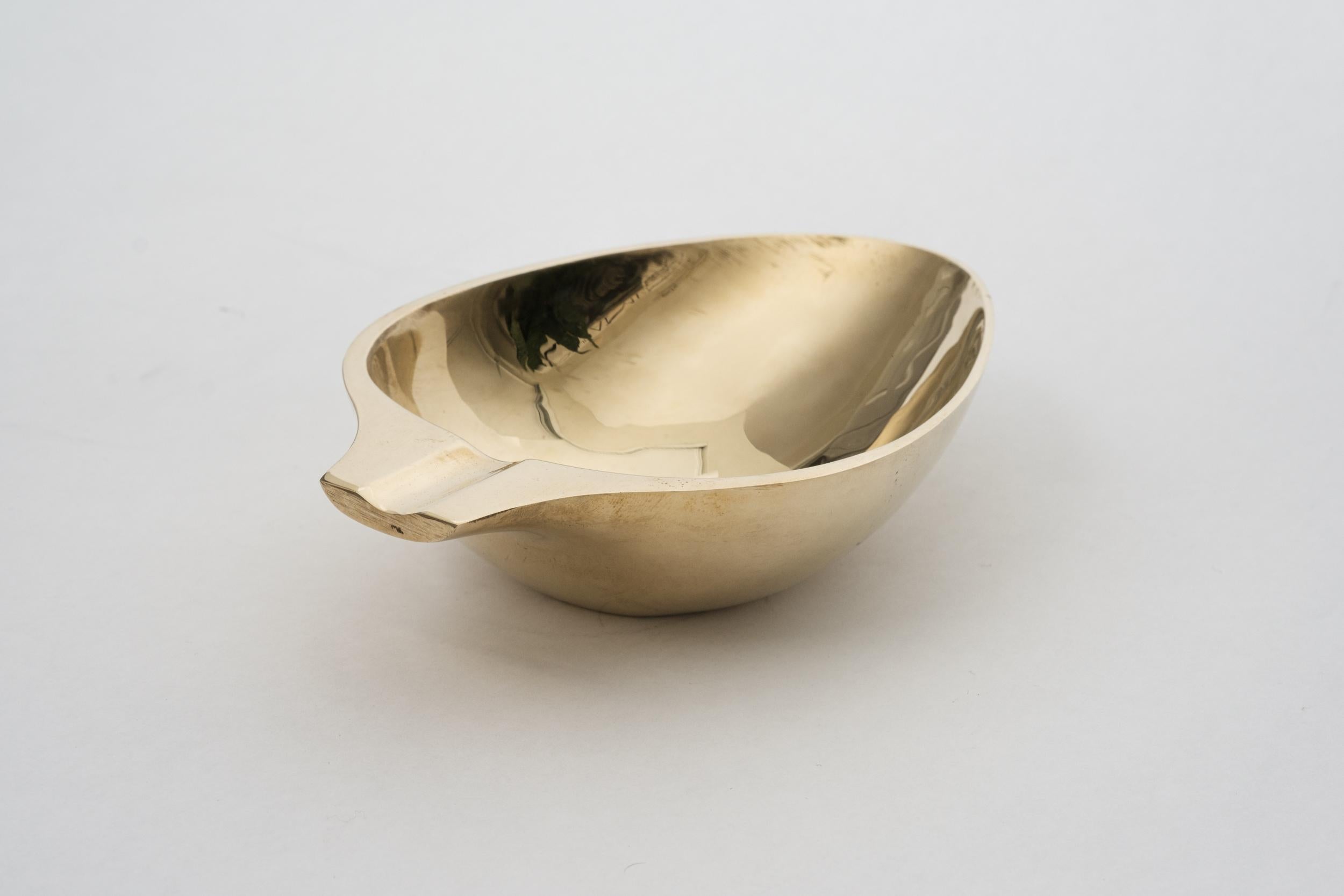 Contemporary Carl Auböck Model #3548 Polished Brass Bowl For Sale