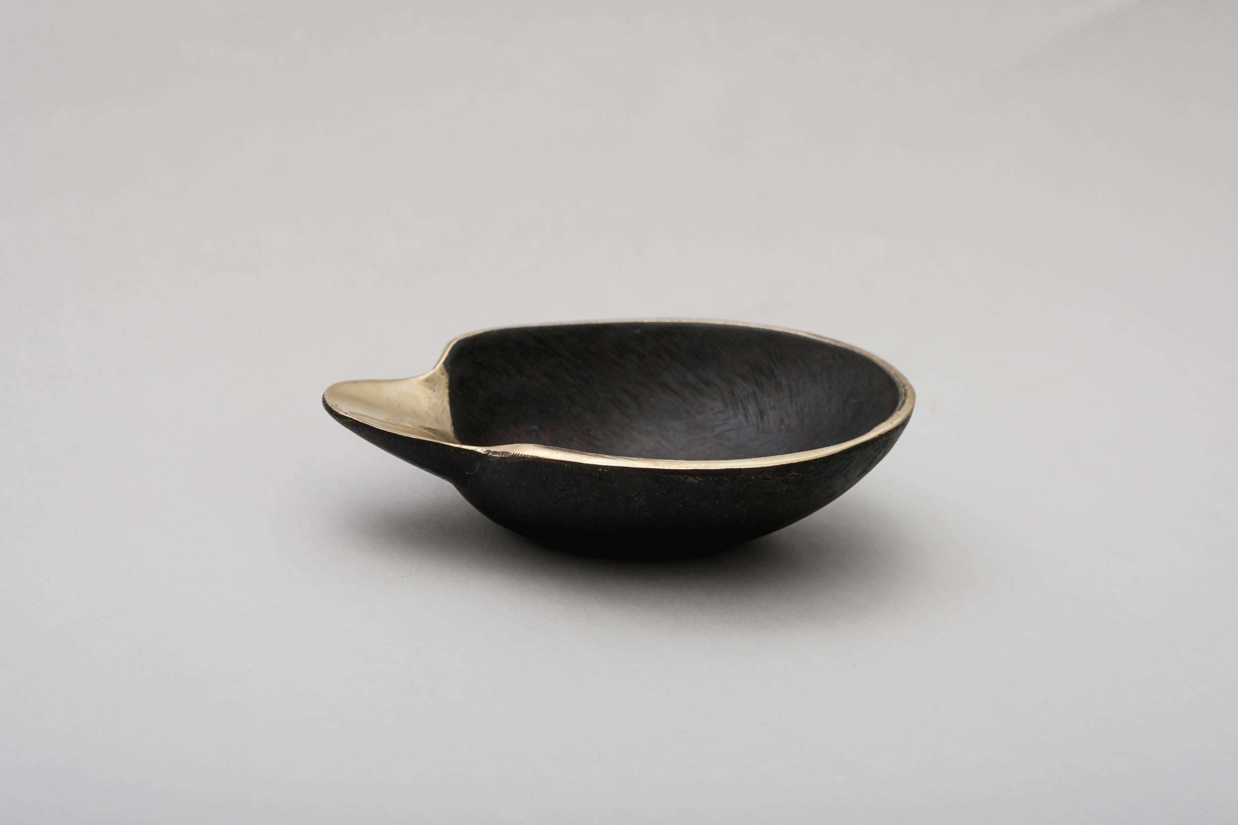 Carl Auböck Model #3599 Patinated Brass Bowl For Sale 9