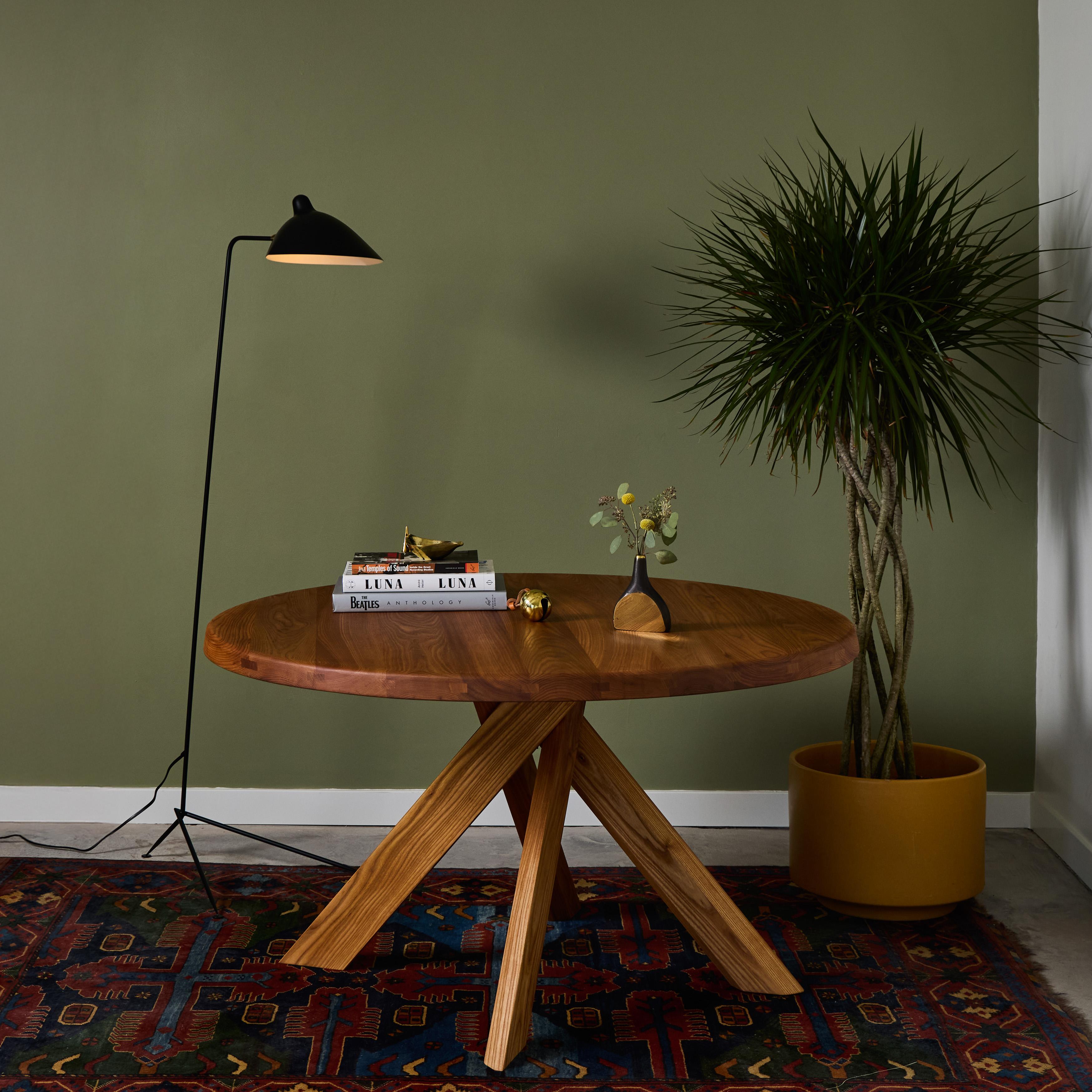 Carl Auböck Modell #3792 Vase oder Buchstütze aus patiniertem Messing (Moderne der Mitte des Jahrhunderts) im Angebot