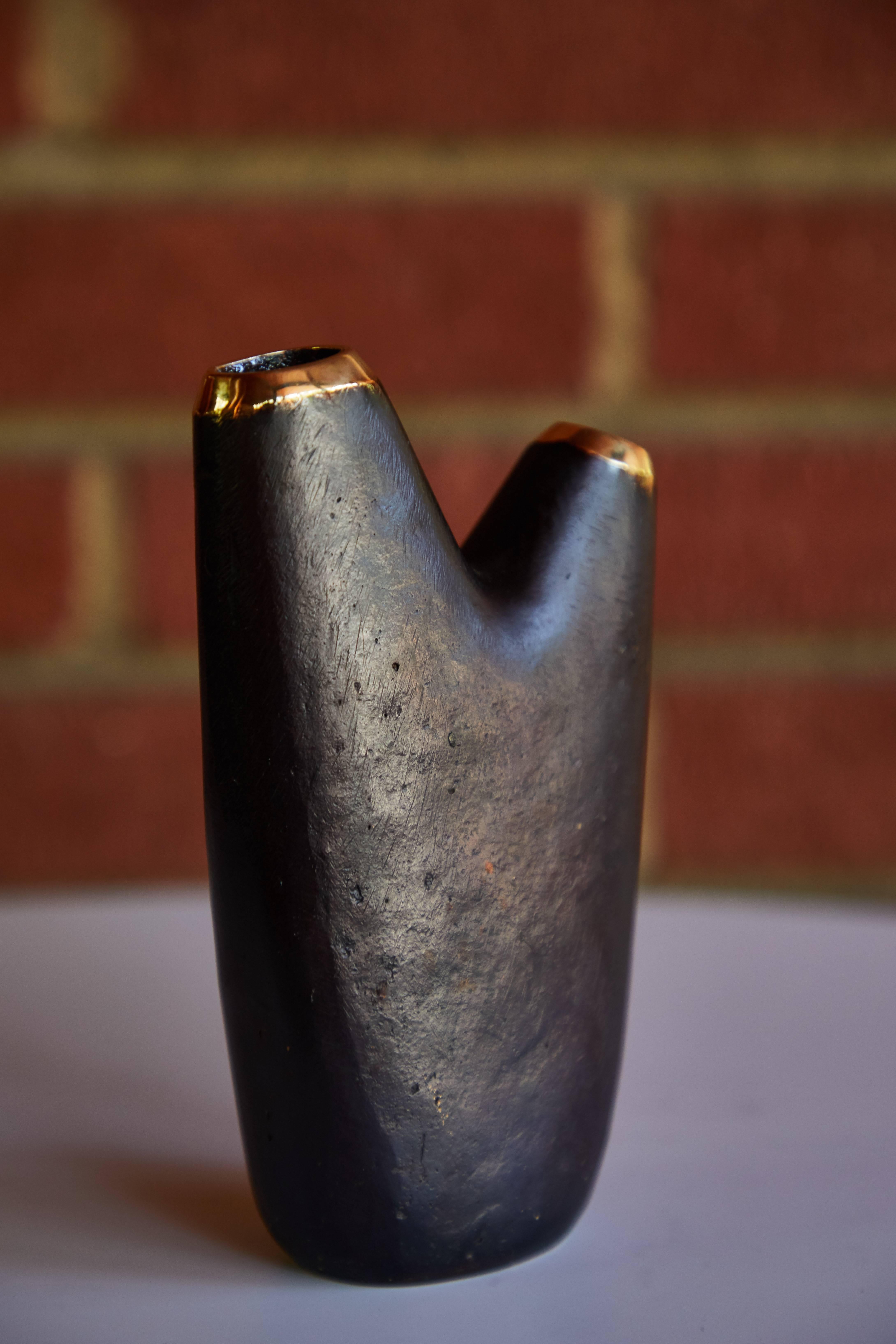 Carl Auböck Model #3794/1 'Aorta' Brass Vase For Sale 4