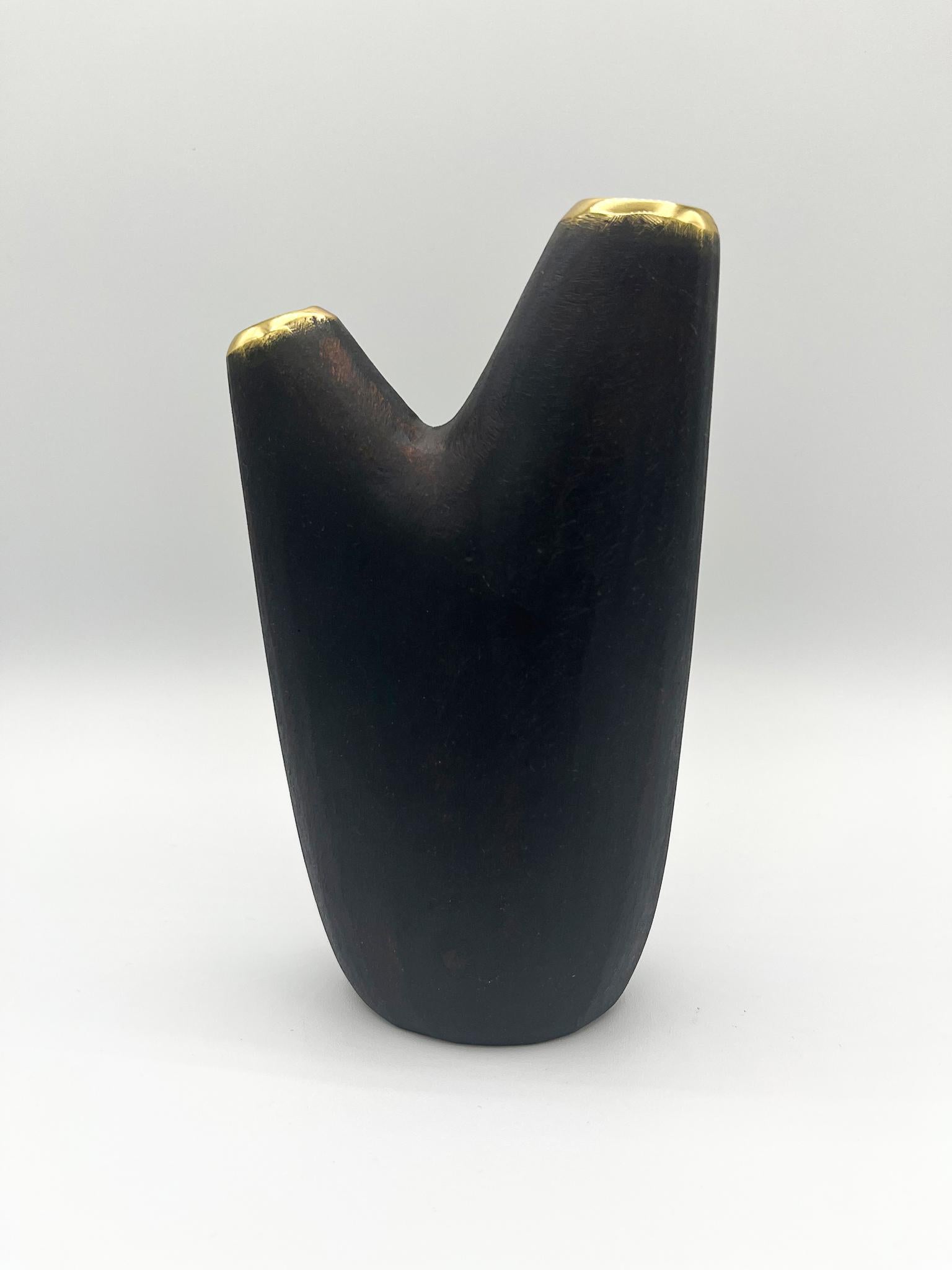 Polished Carl Auböck Model #3794 'Aorta' Brass Vase For Sale
