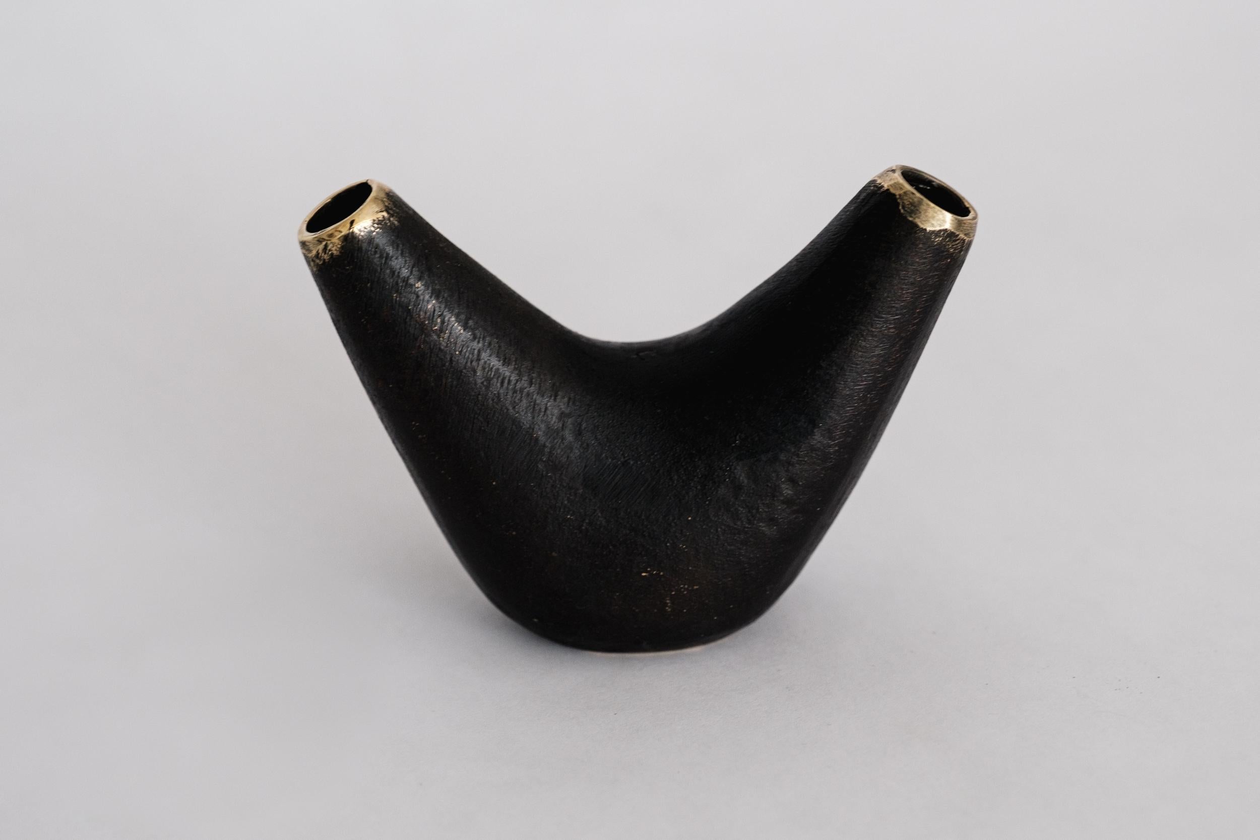 Mid-Century Modern Carl Auböck Model #3795 'Aorta Crescent' Brass Vase For Sale