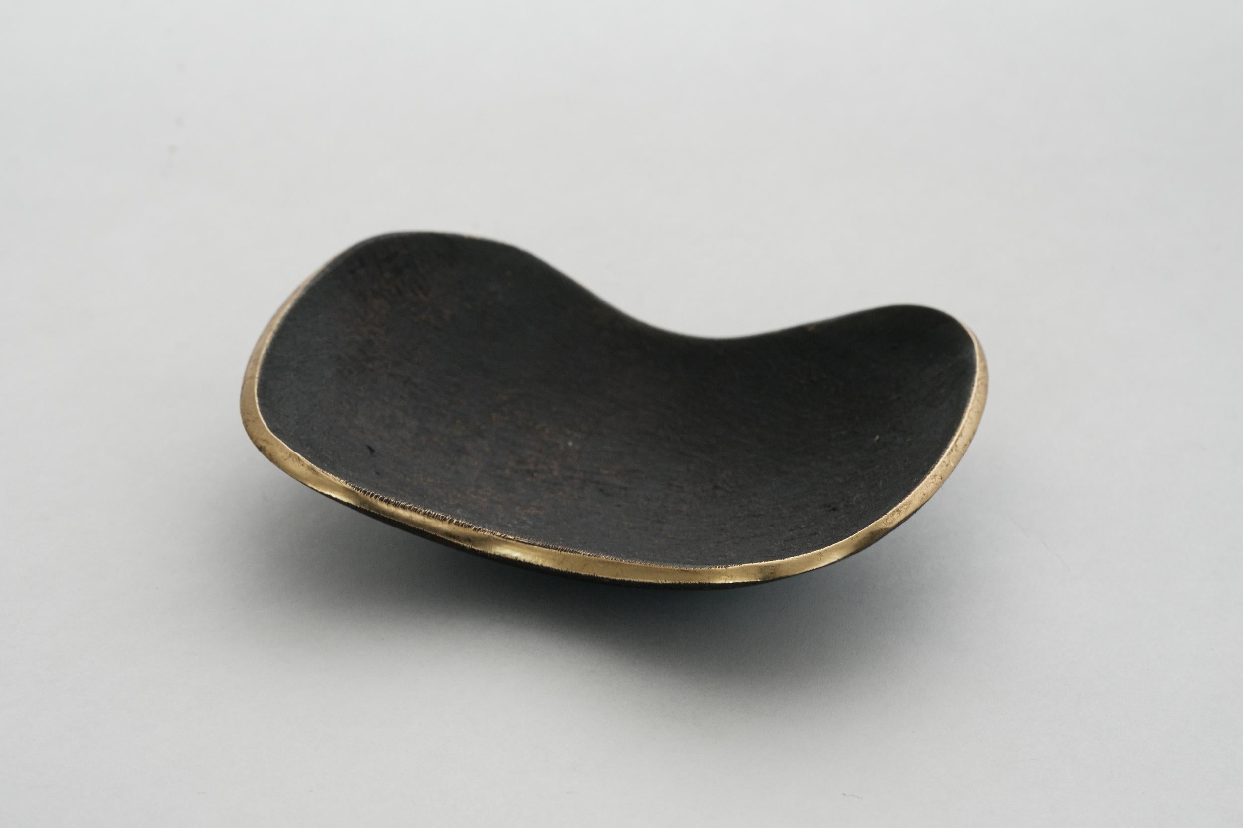 Carl Auböck Model #3979 Patinated Brass Bowl For Sale 1