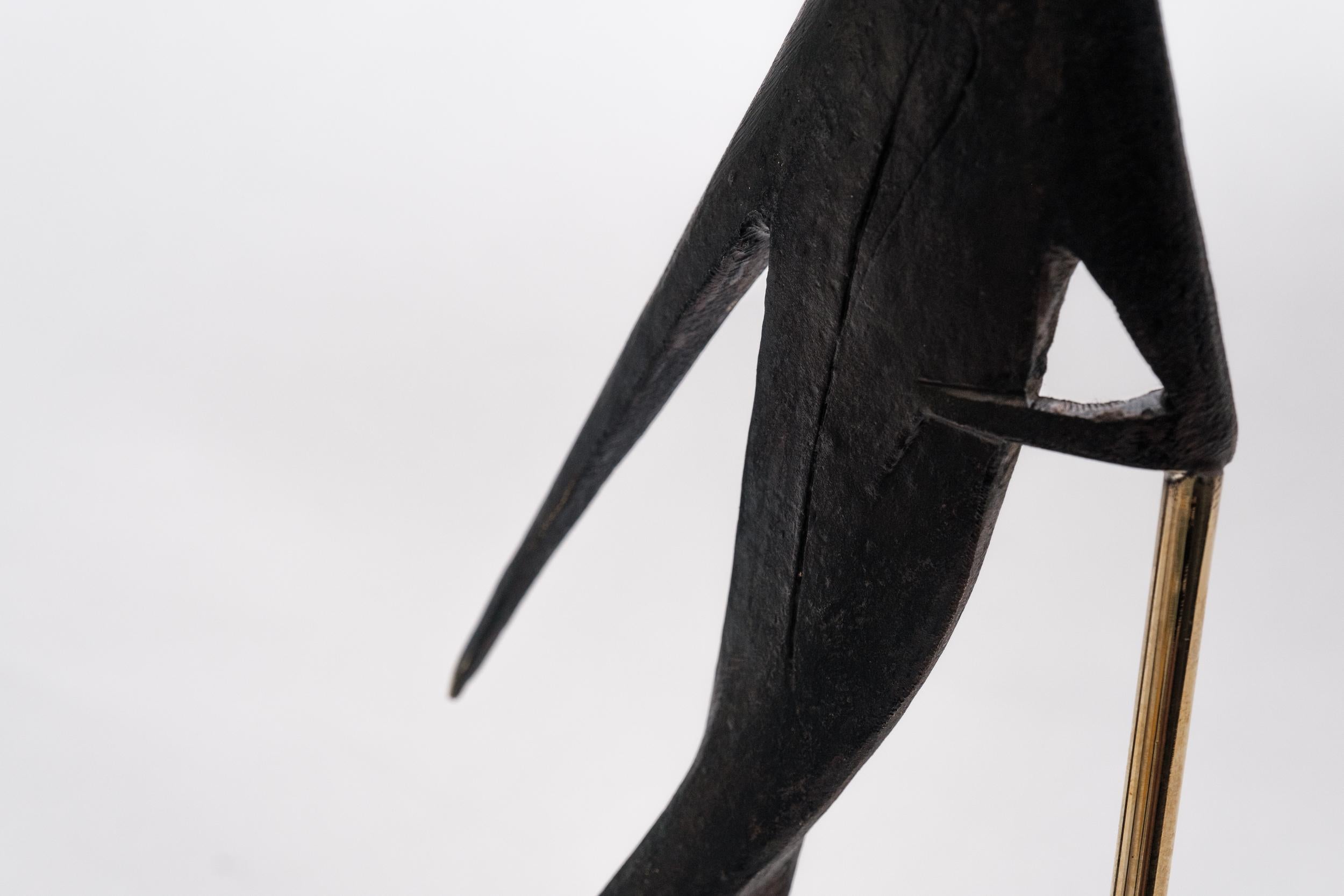Laiton Carl Auböck Modèle #4060 'Homme avec bâton' Sculpture en laiton en vente