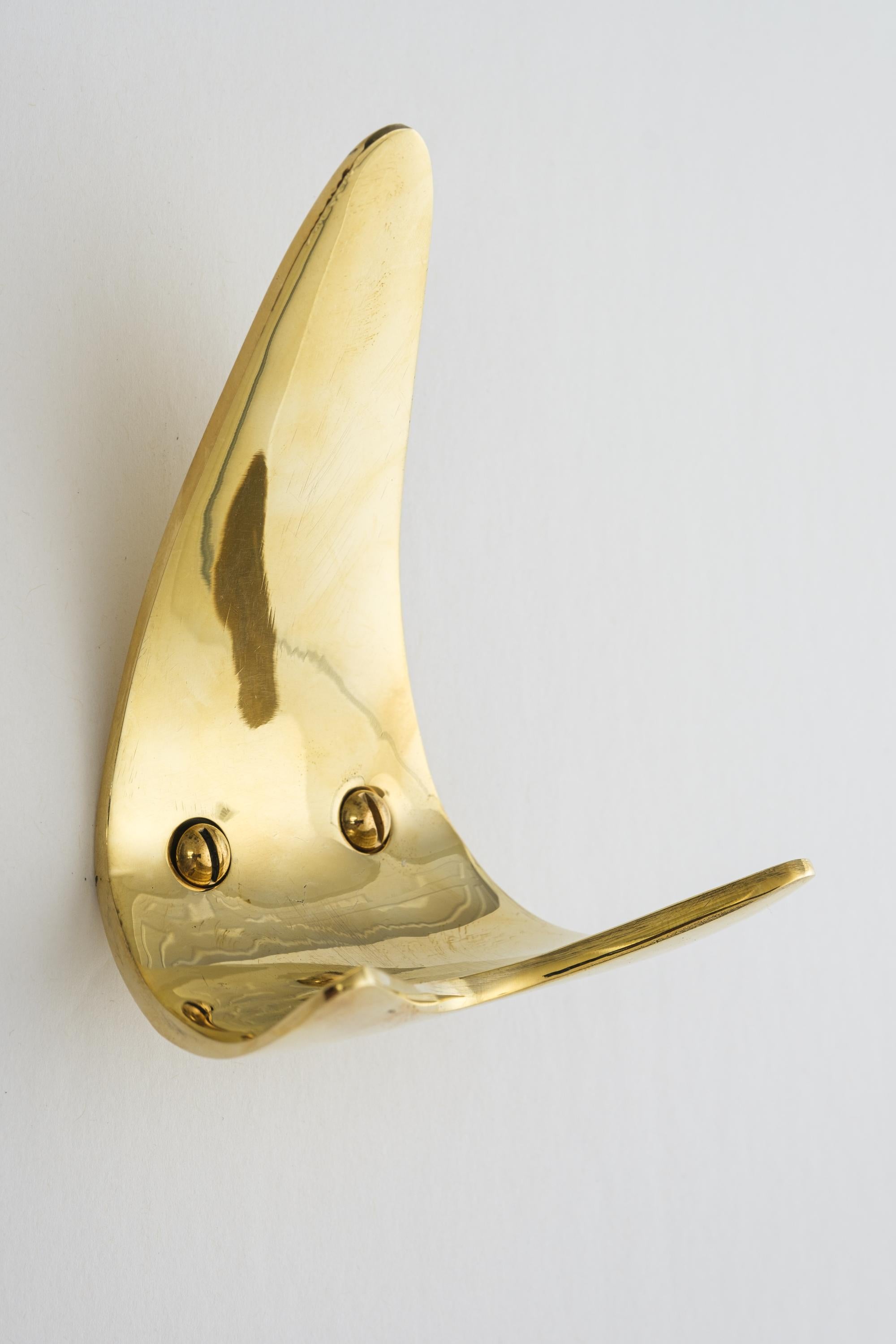 Carl Auböck Model #4086 Hook in Polished Brass For Sale 6