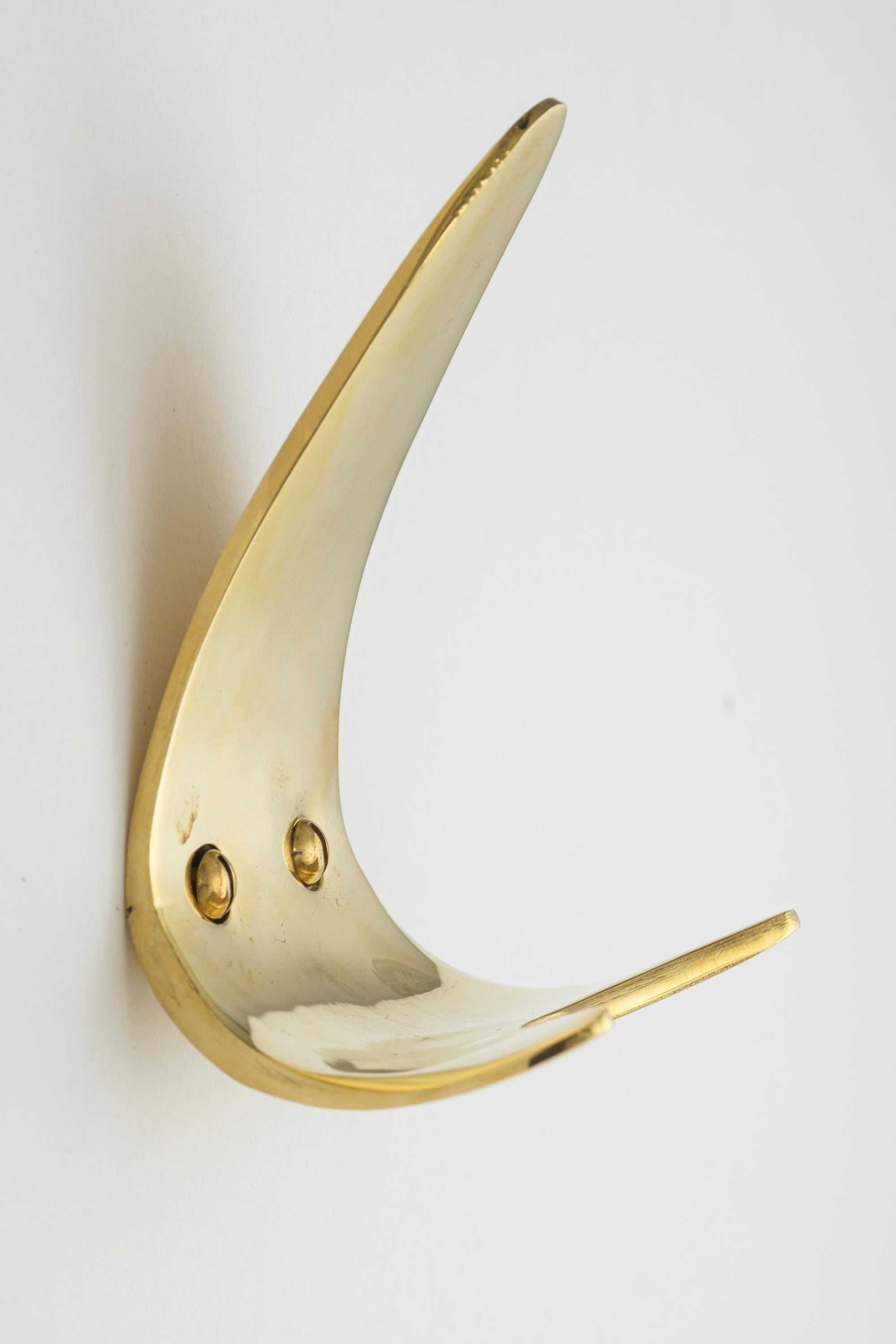 Carl Auböck Model #4086 Hook in Polished Brass For Sale 7