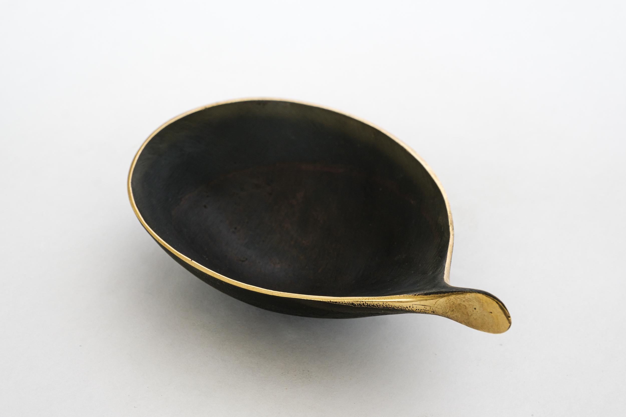 Carl Auböck Model #4208 Patinated Brass Bowl For Sale 8