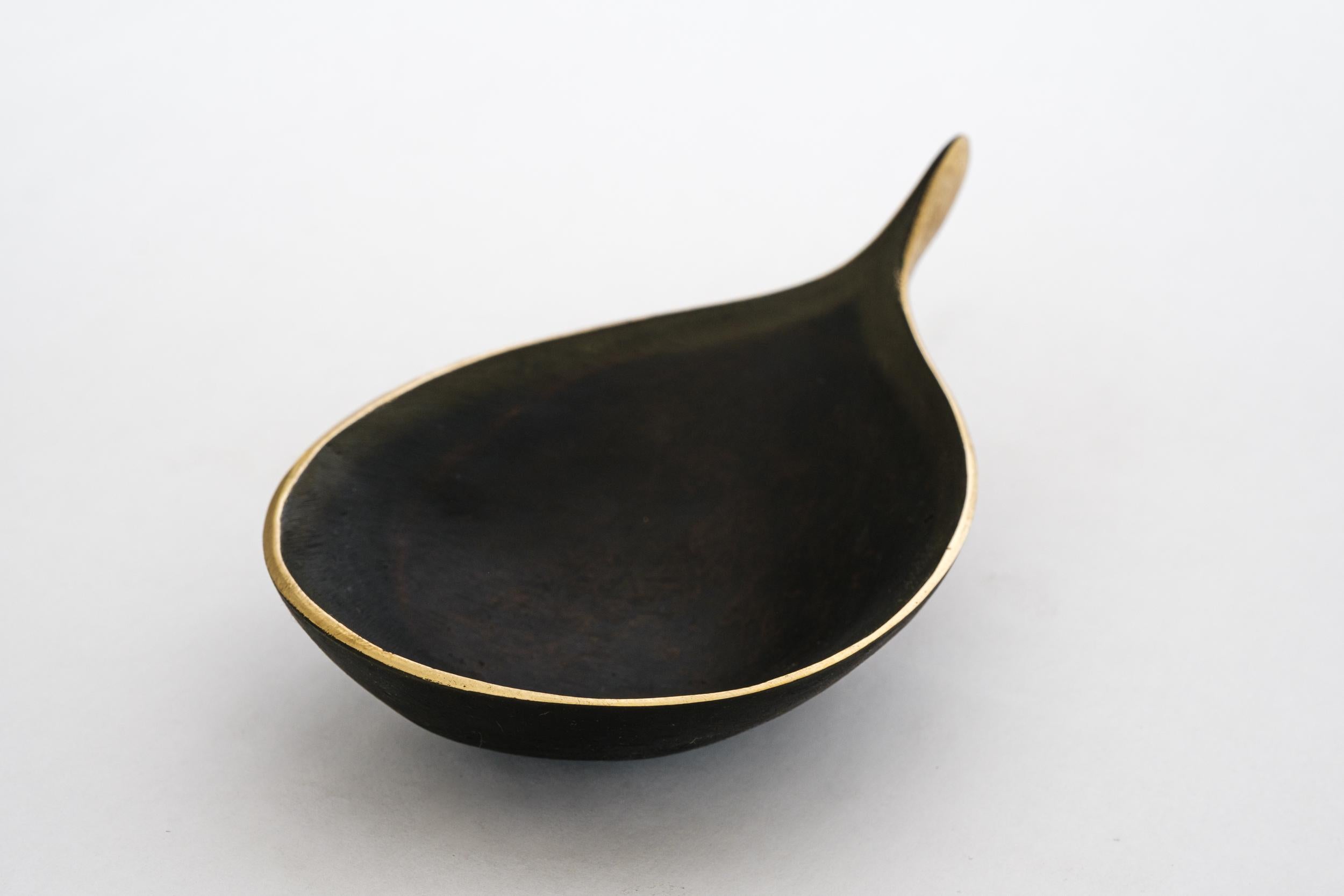Carl Auböck Model #4208 Patinated Brass Bowl For Sale 10