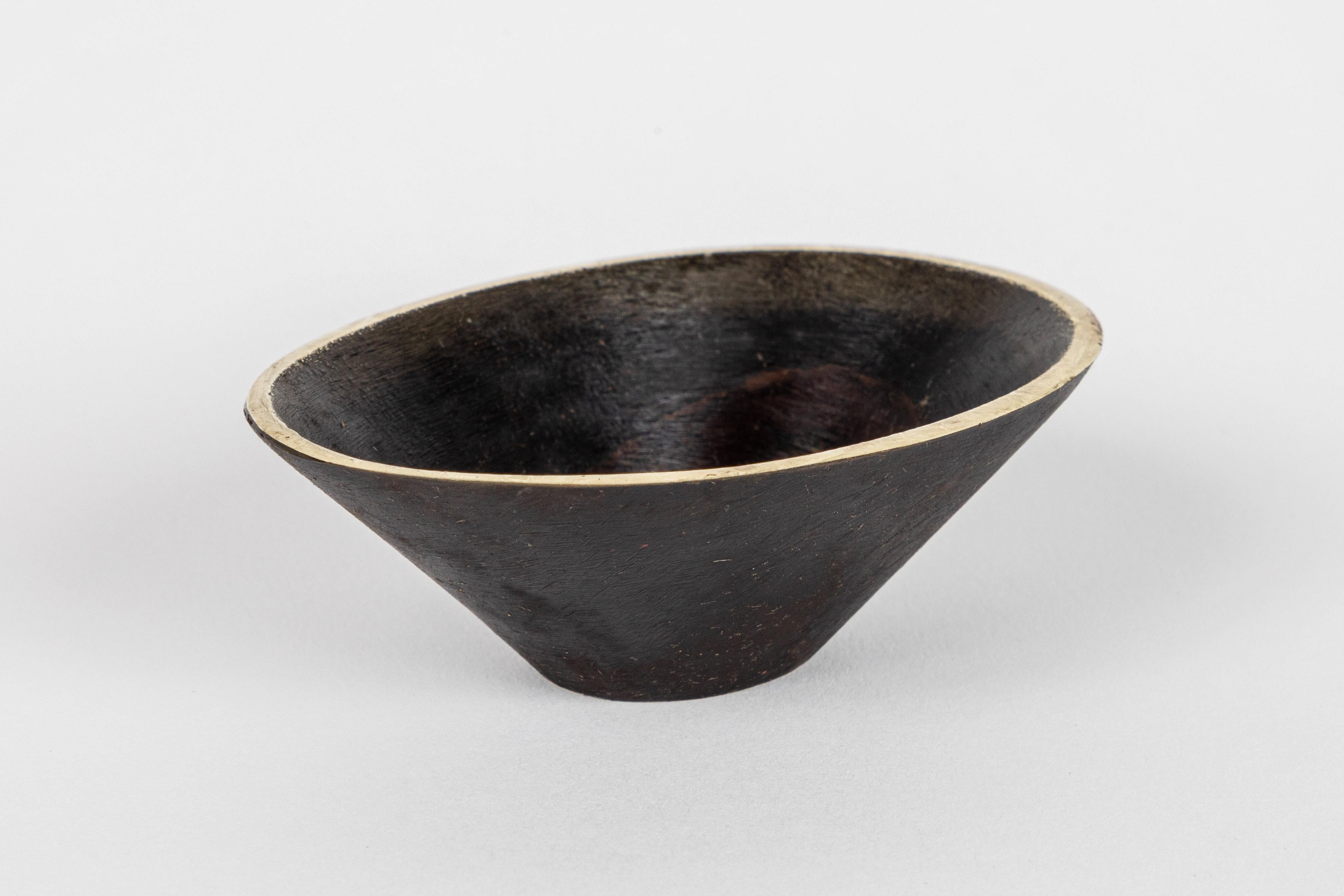 Polished Carl Auböck Model #4280 Bowl in Patinated Brass For Sale