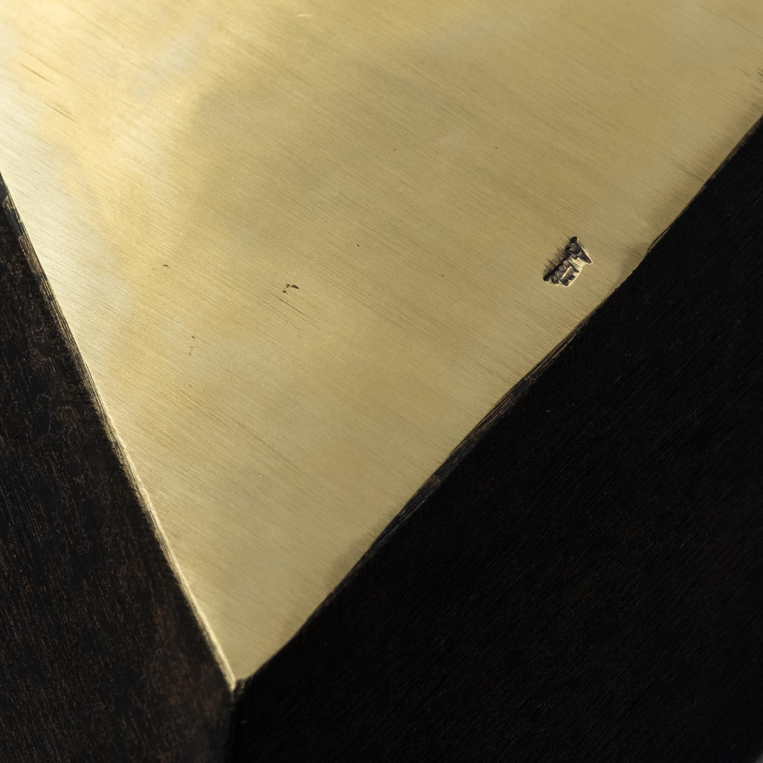 Piatto a triangolo in ottone patinato Carl Auböck modello #4483 in vendita 5