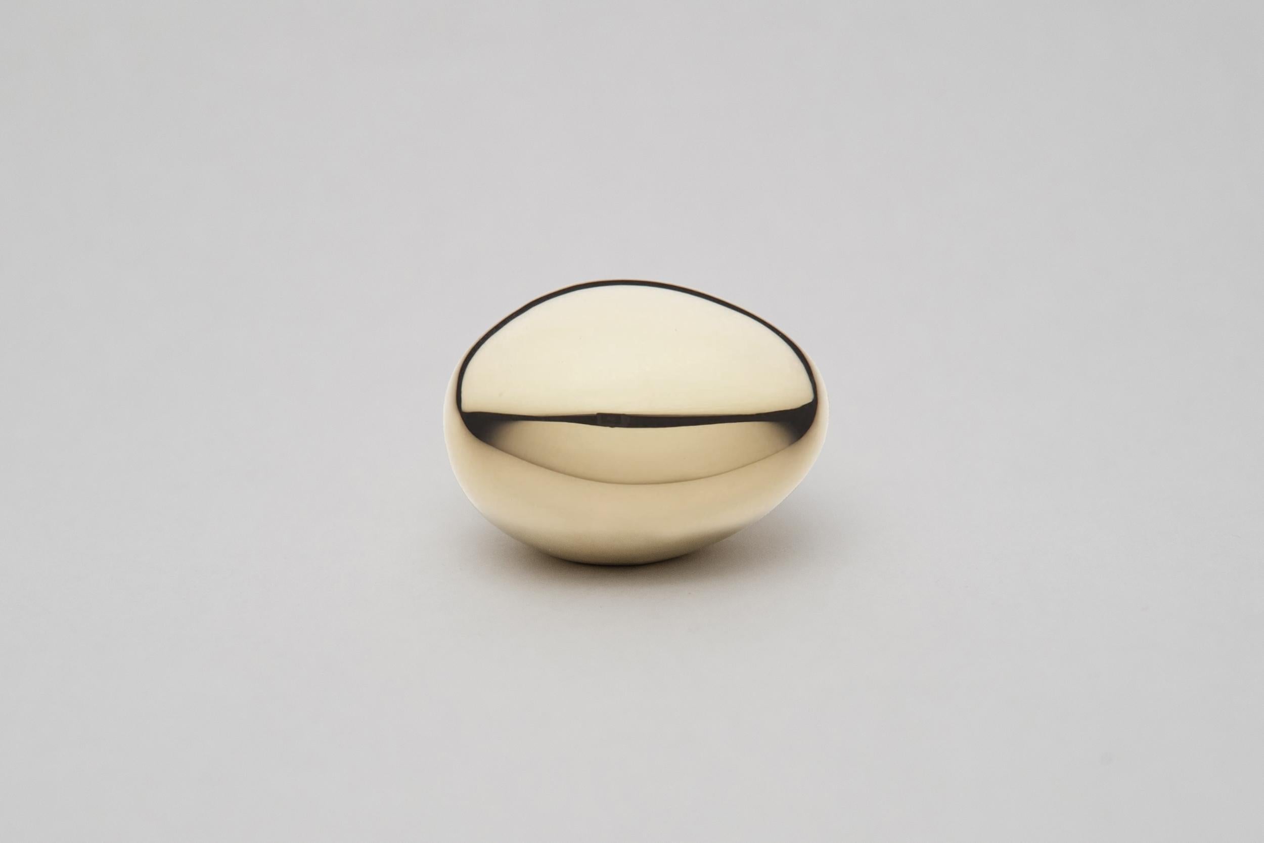 Carl Auböck Model #4867 'Egg' Polished Brass Paperweight For Sale 1
