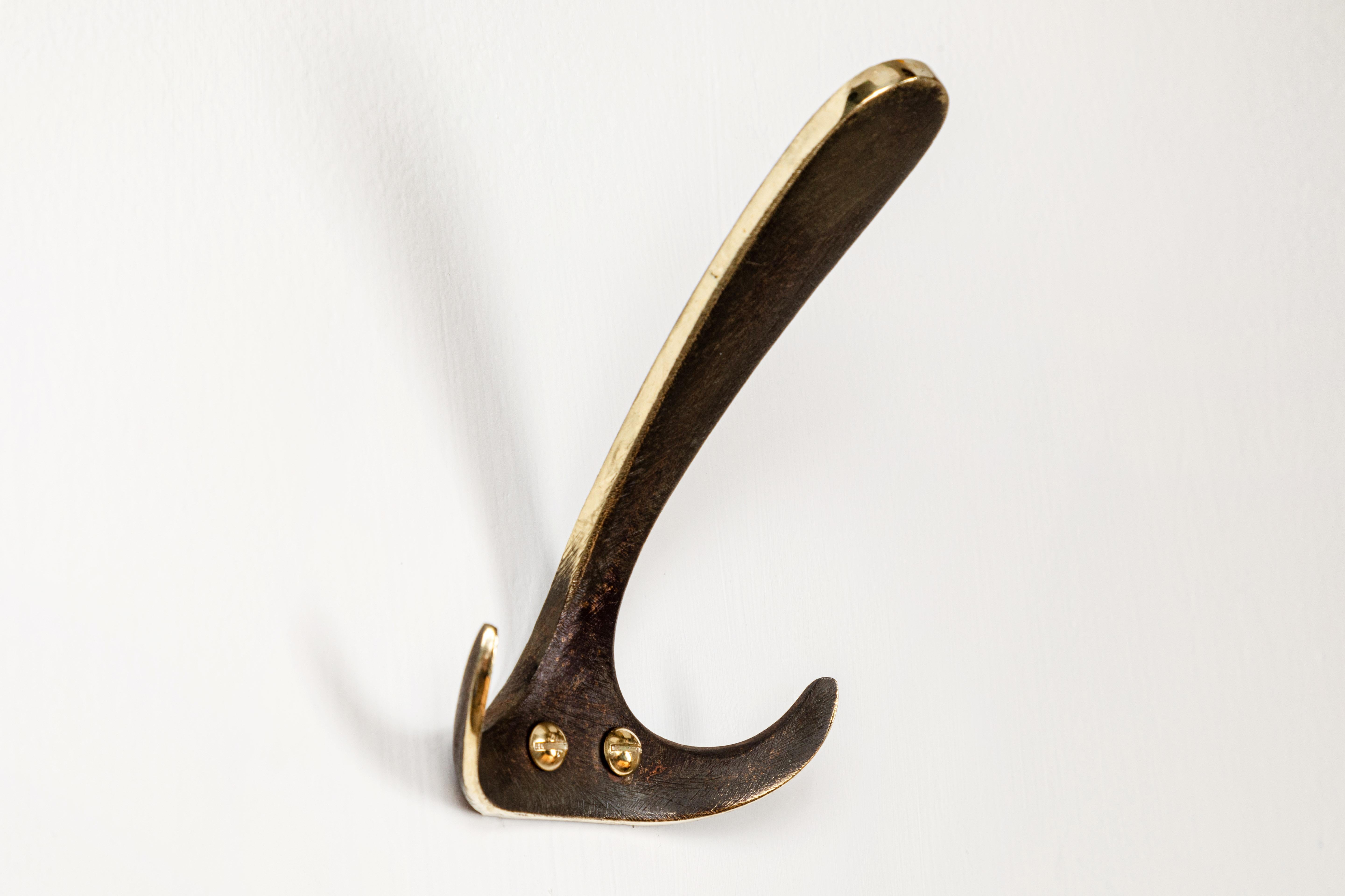 Carl Auböck Model #4982 Patinated Brass Hook In New Condition For Sale In Glendale, CA