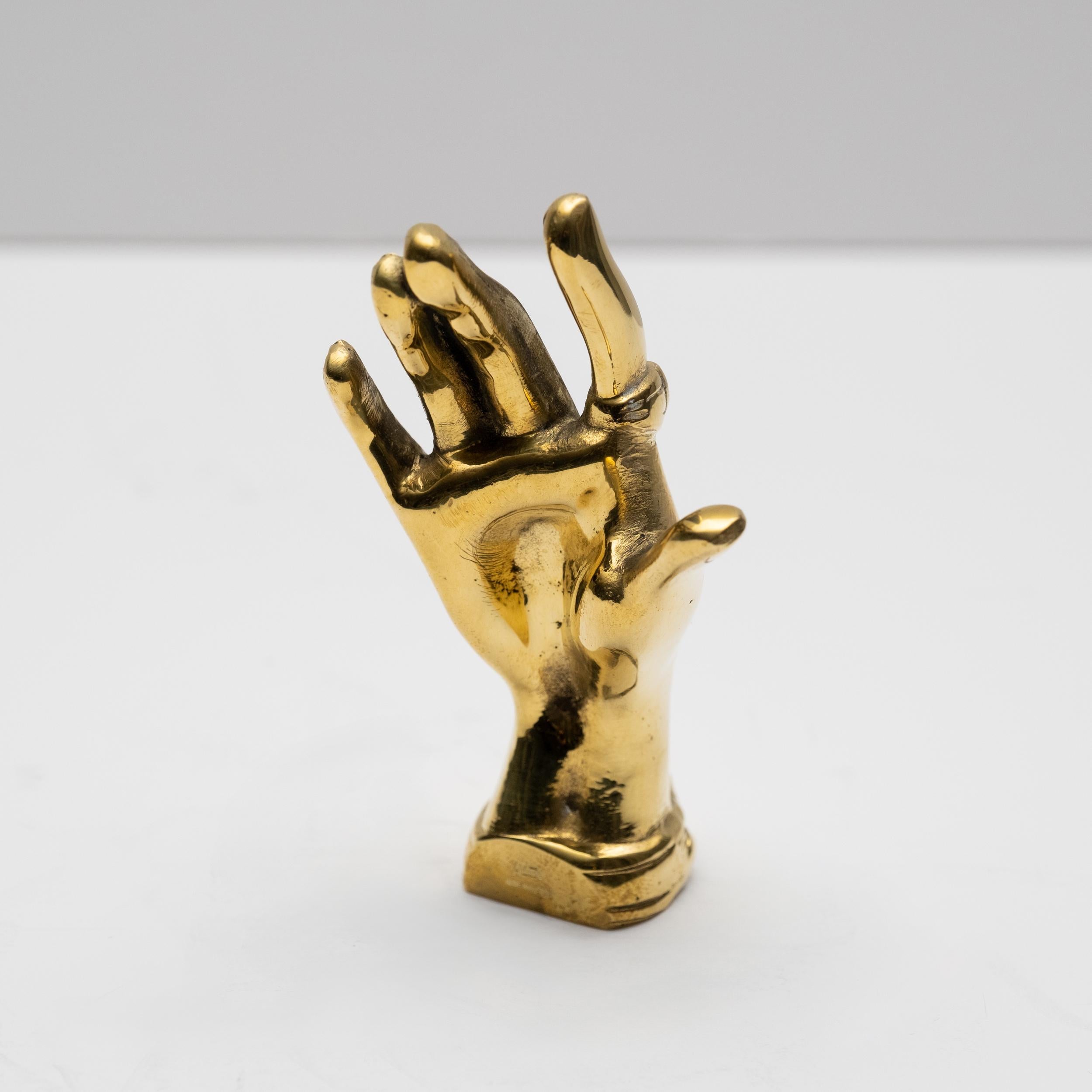 Mid-Century moderno Carl Auböck Modello #5275 'Mano Zumbusch' Scultura in ottone in vendita