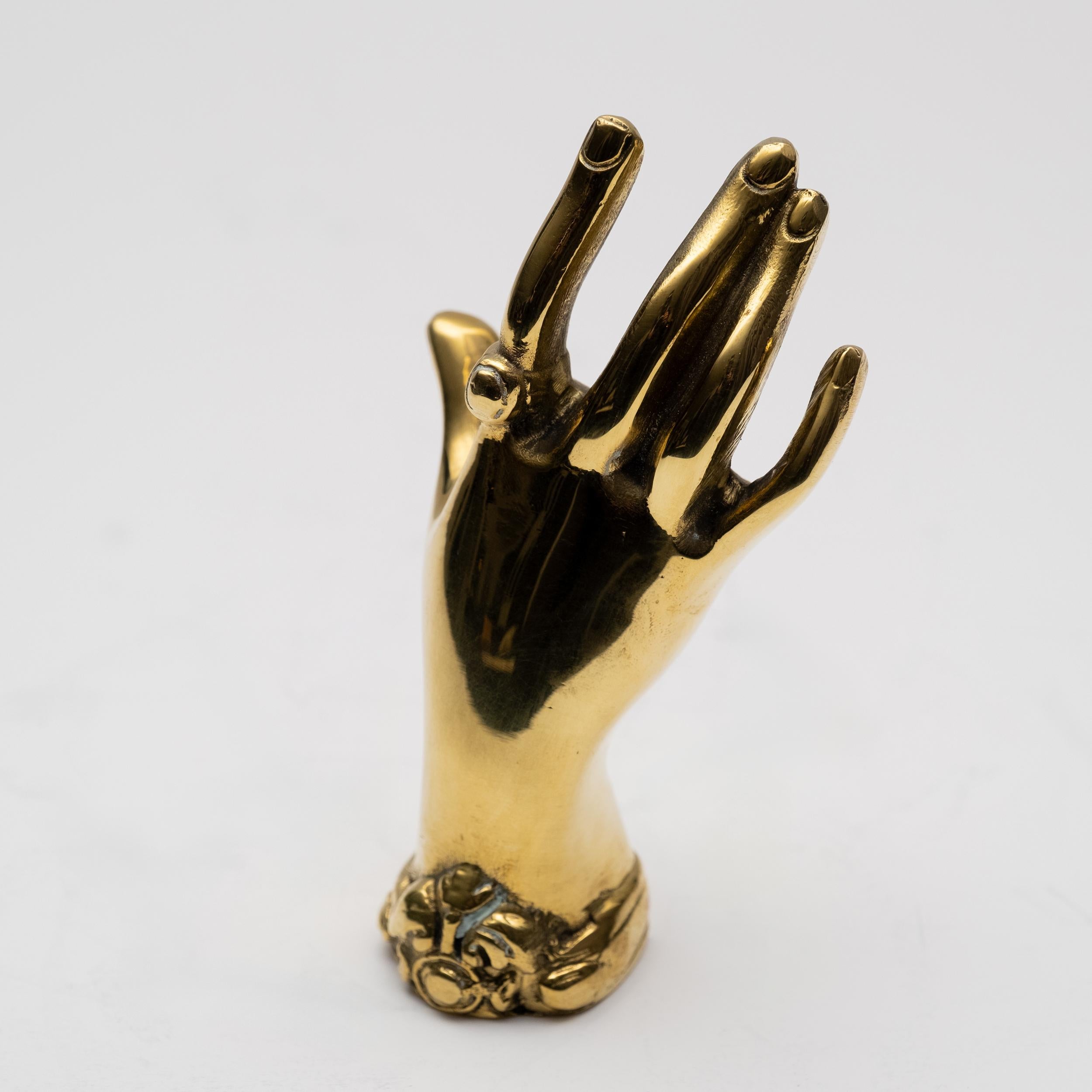 Carl Auböck Modello #5275 'Mano Zumbusch' Scultura in ottone in vendita 2