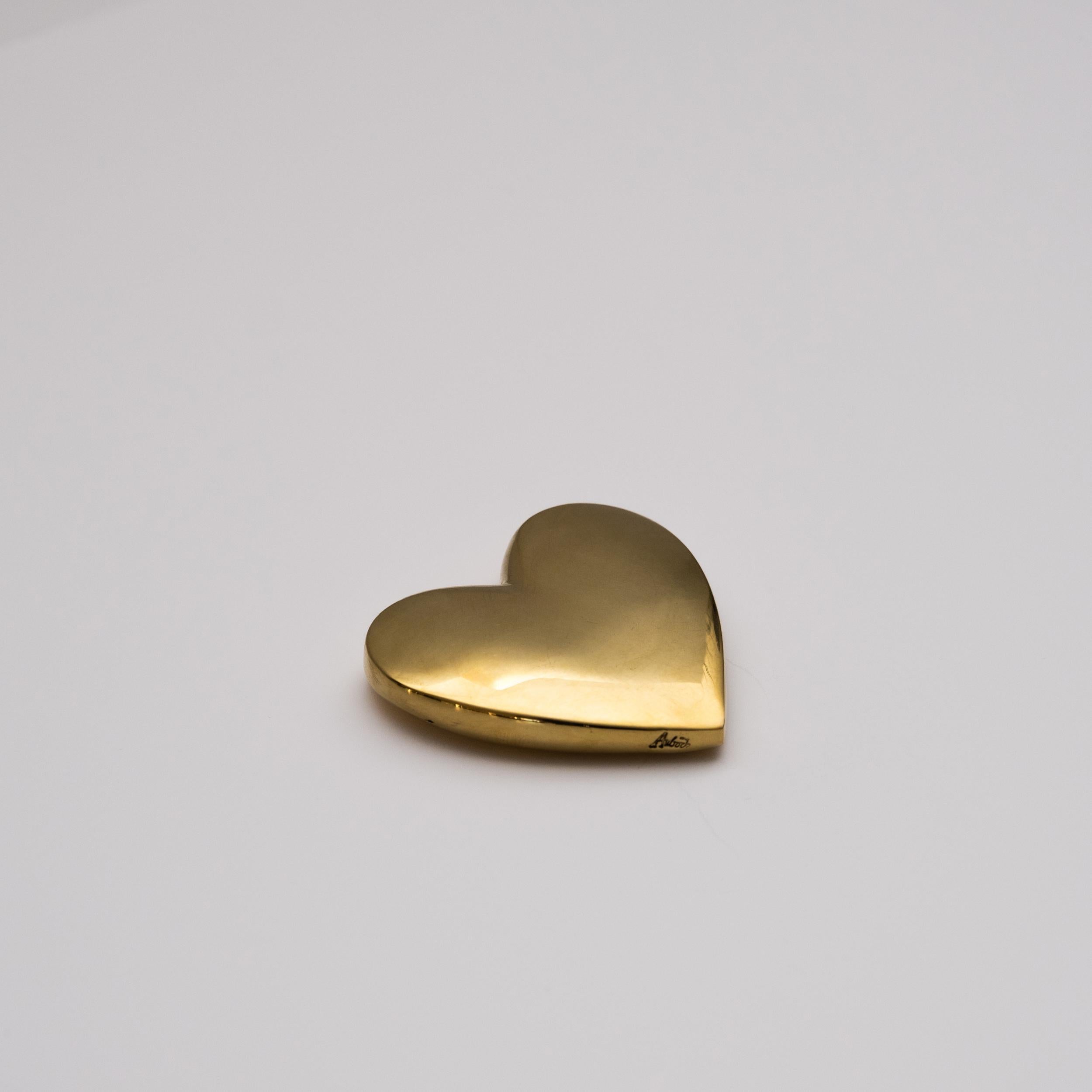 Mid-Century Modern Carl Auböck Modèle #5371 Presse-papier en laiton poli 'Heart' (coeur) en vente