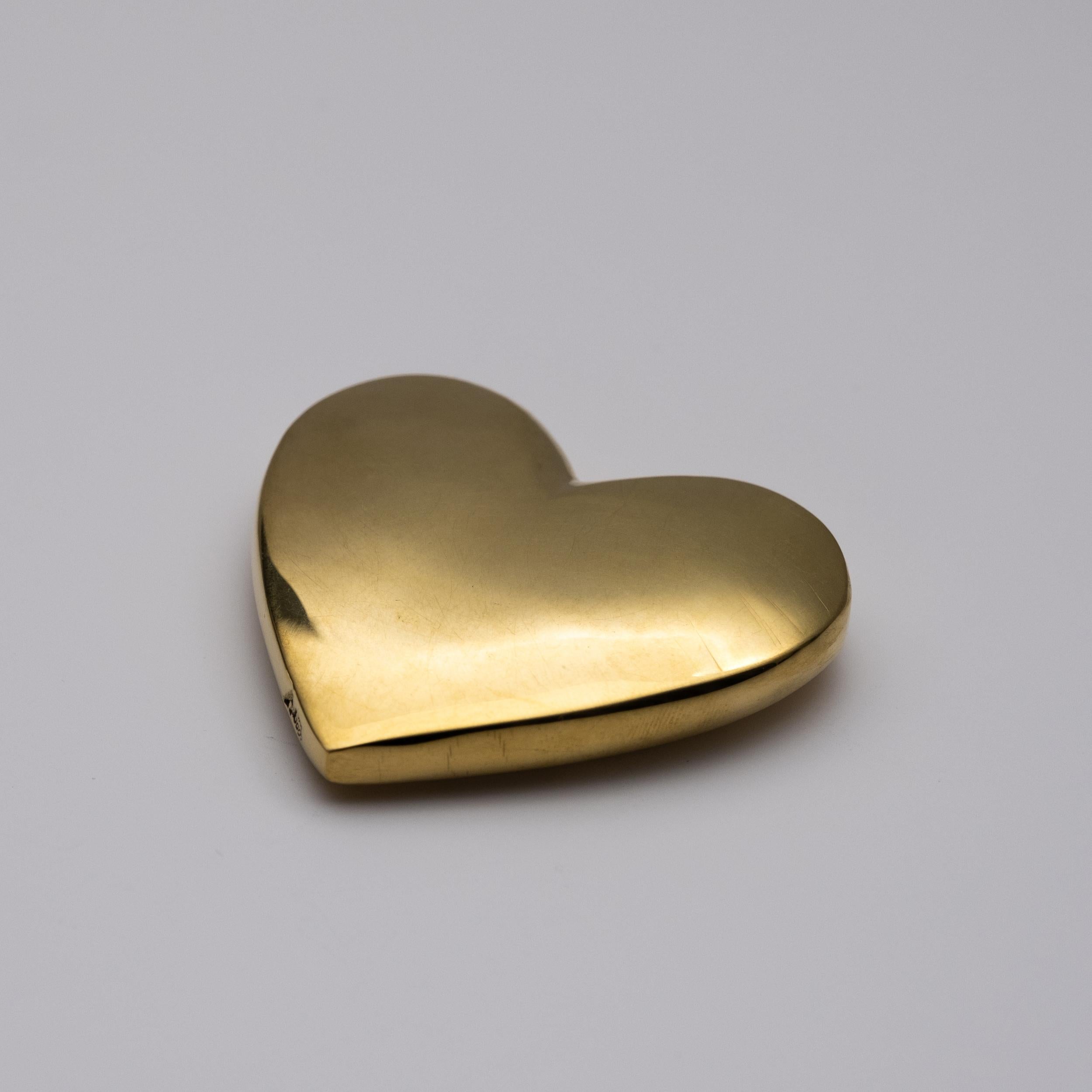 Autrichien Carl Auböck Modèle #5371 Presse-papier en laiton poli 'Heart' (coeur) en vente